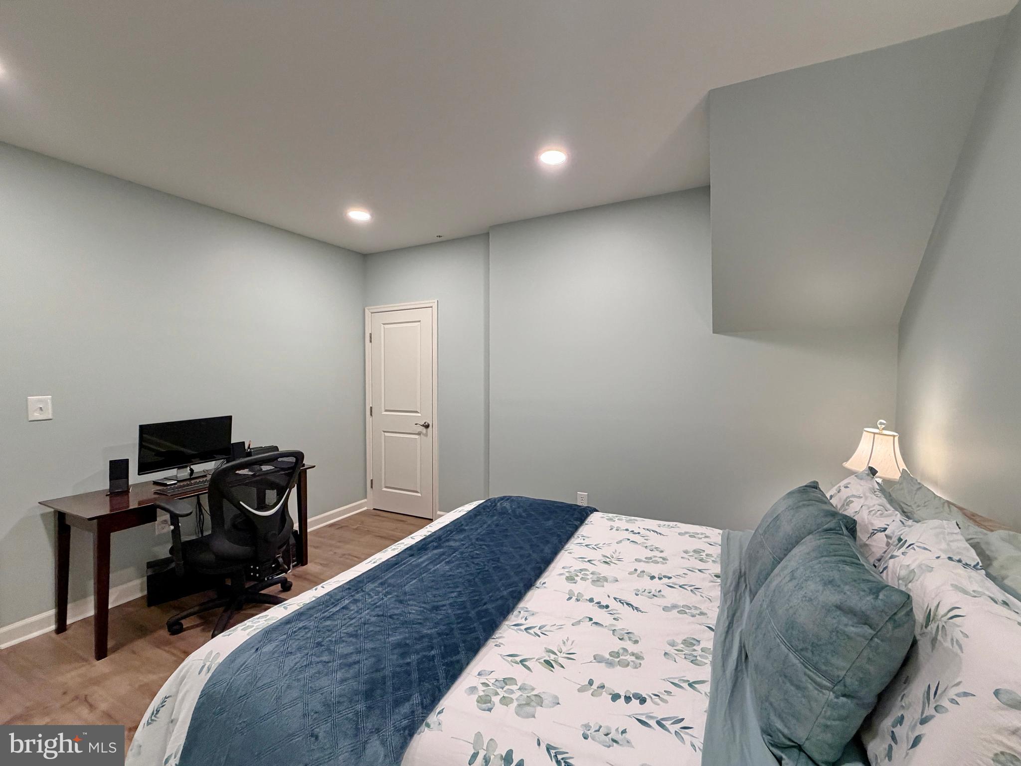 THE VILLAGES OF STEEPLECHASE - Residential