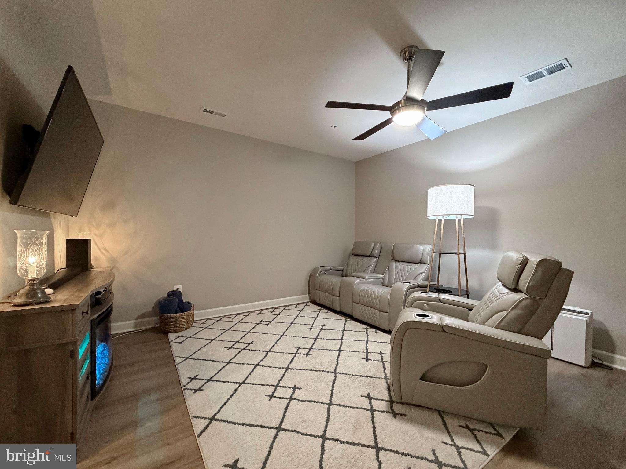 THE VILLAGES OF STEEPLECHASE - Residential