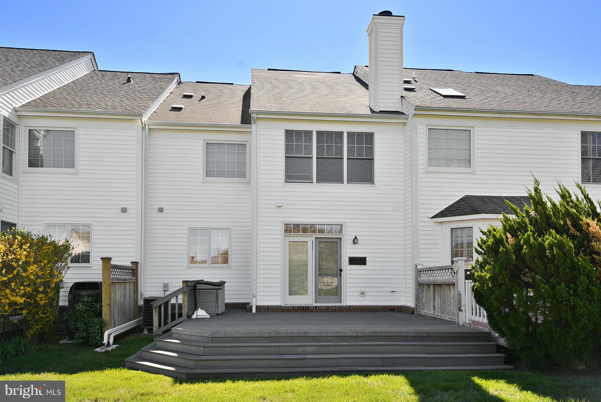 QUEENSTOWN HARBOR - Residential