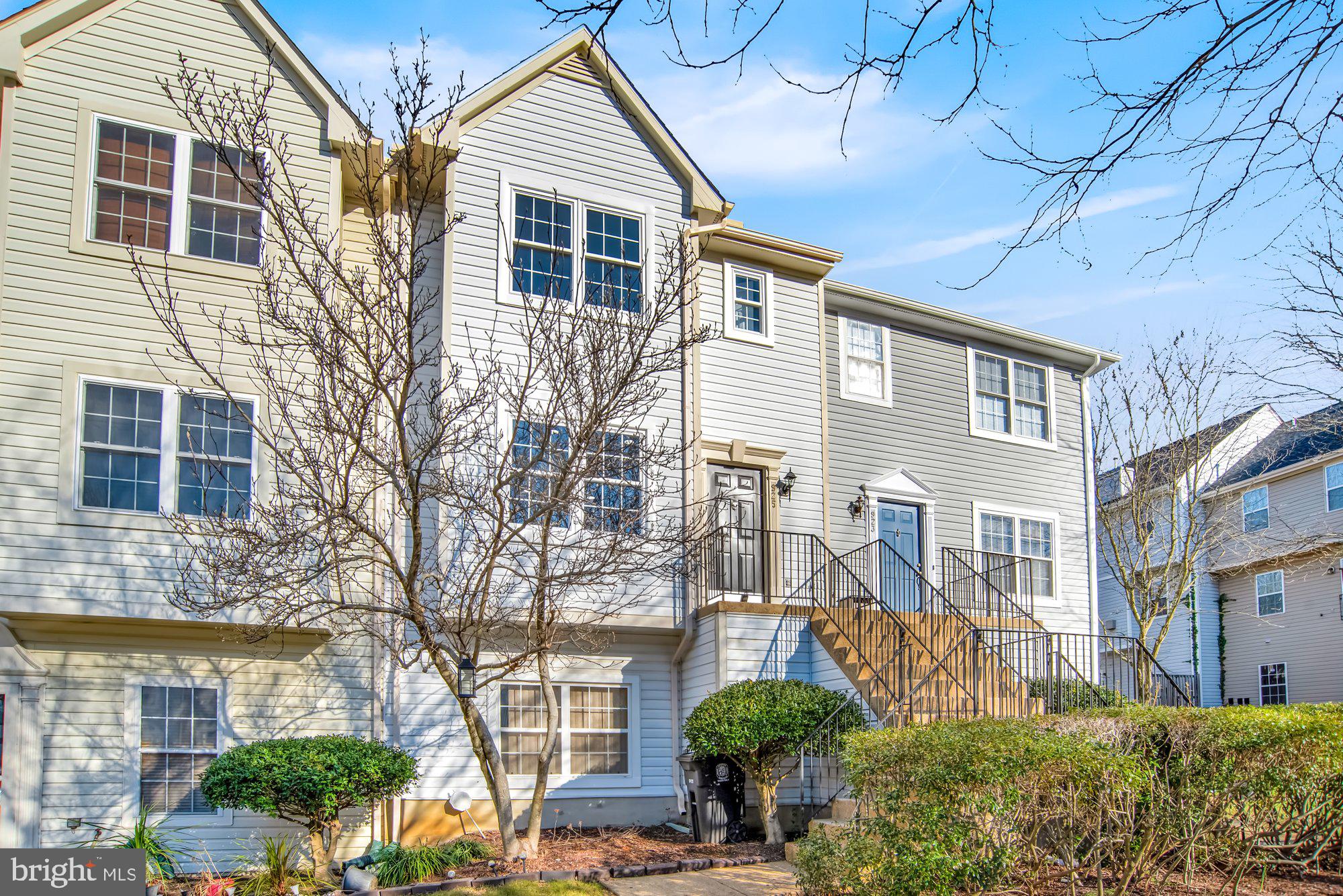 HILL OAKS - Residential