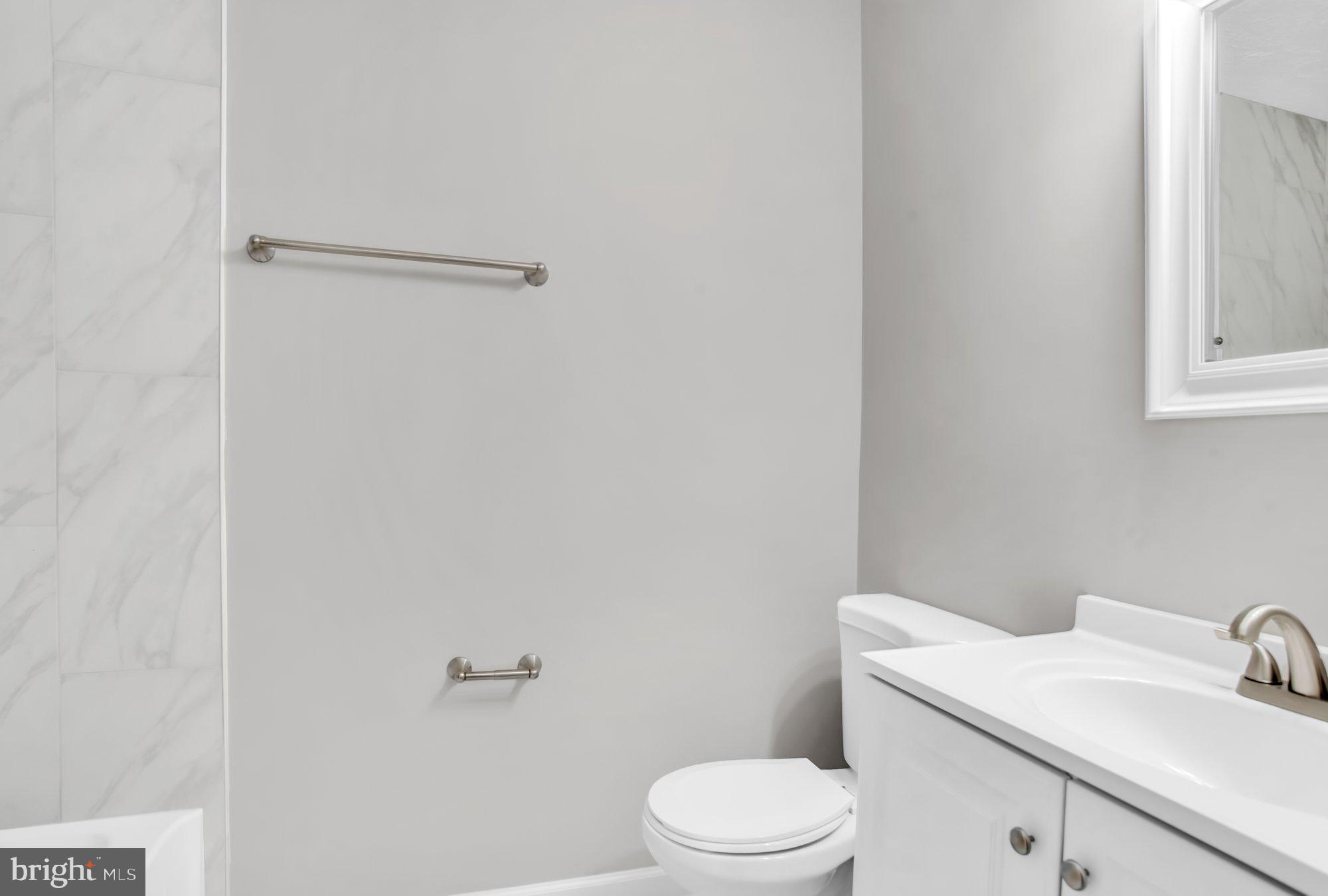 HILL OAKS - Residential