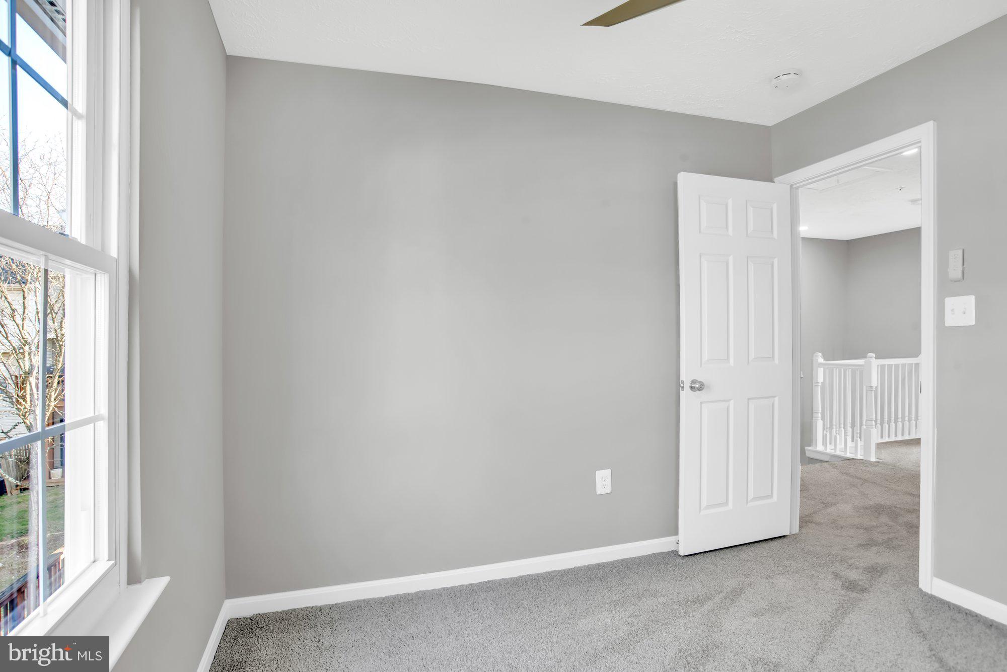 HILL OAKS - Residential