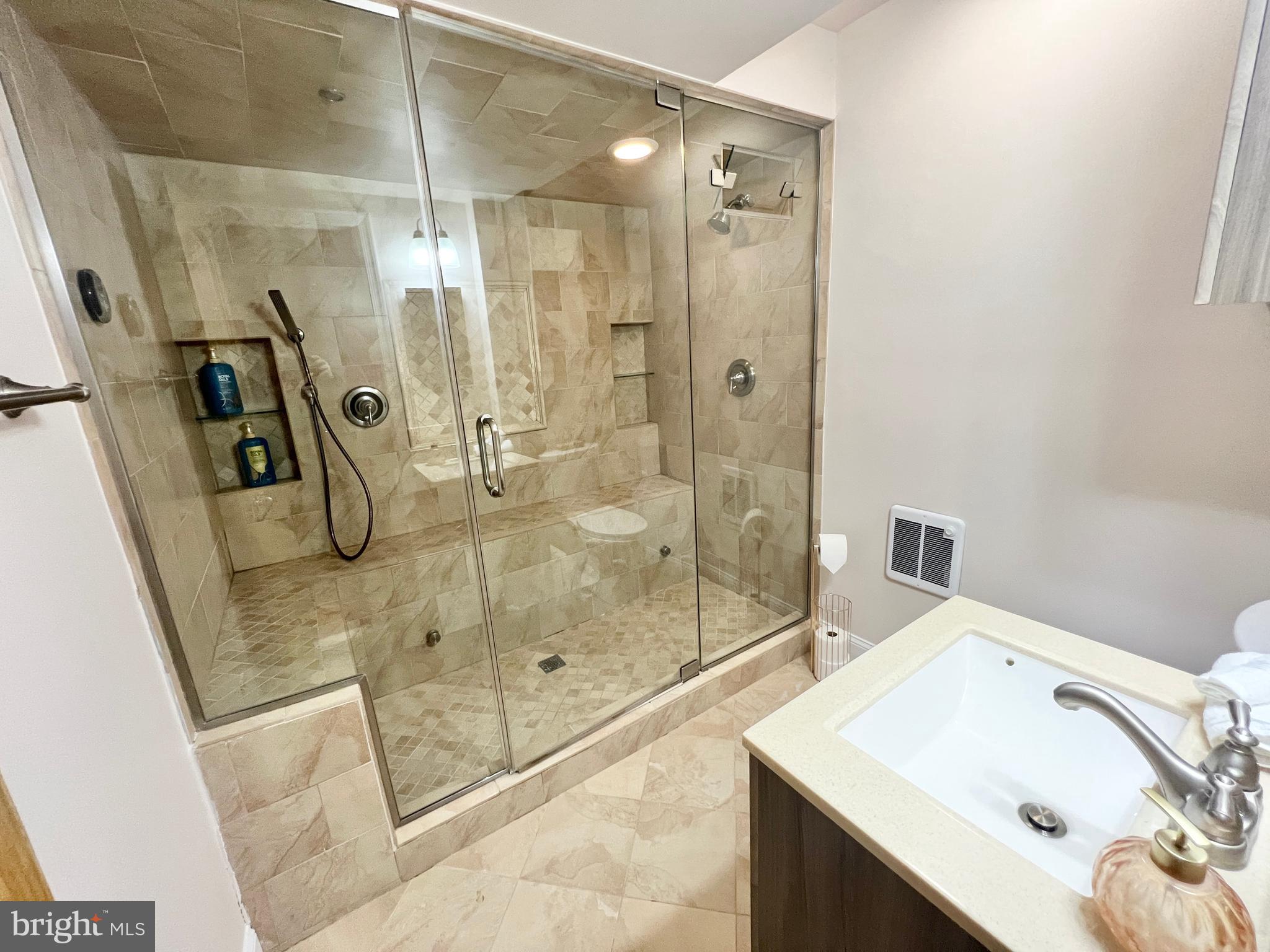 BARRINGTON - Residential