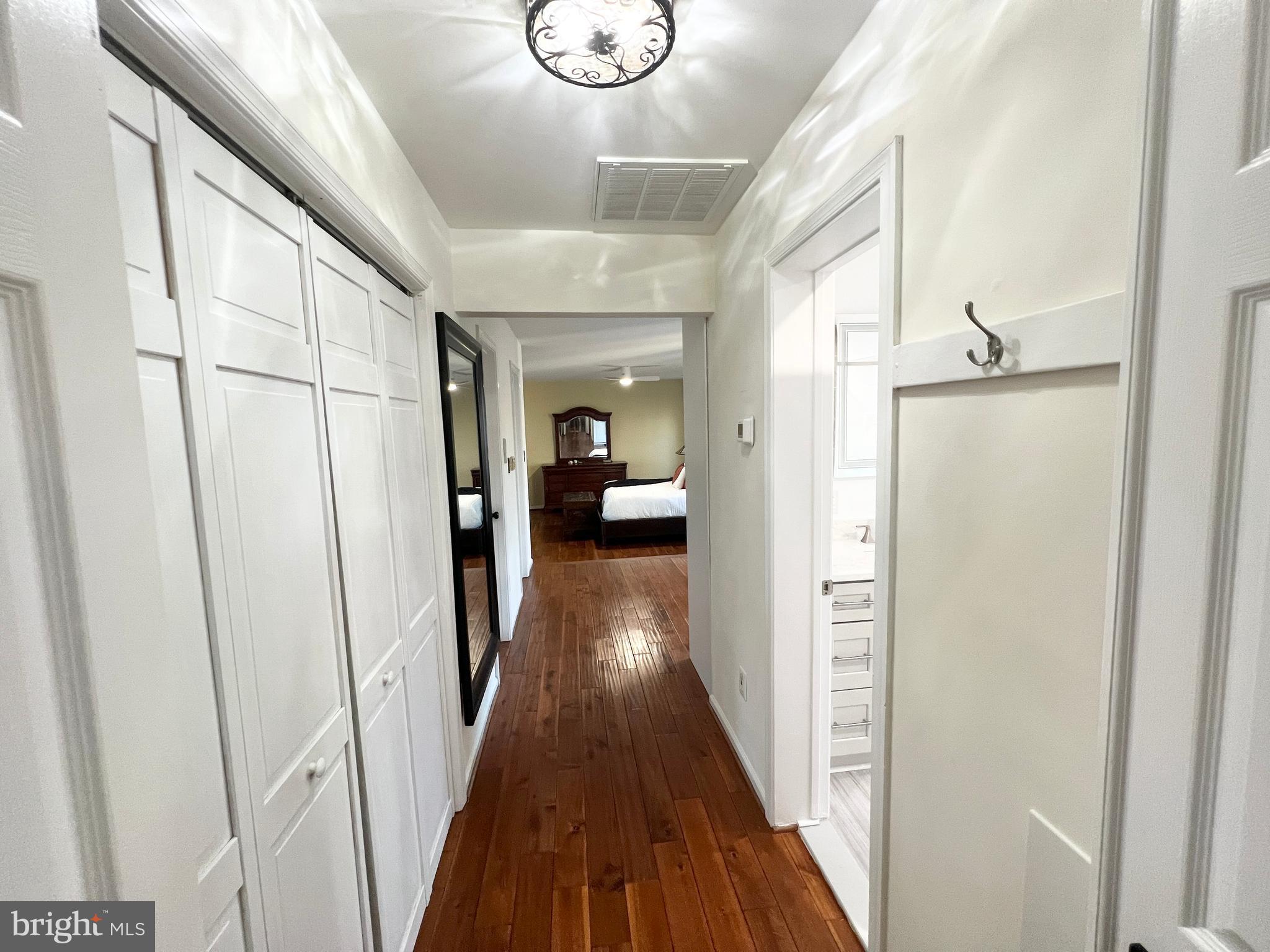 BARRINGTON - Residential