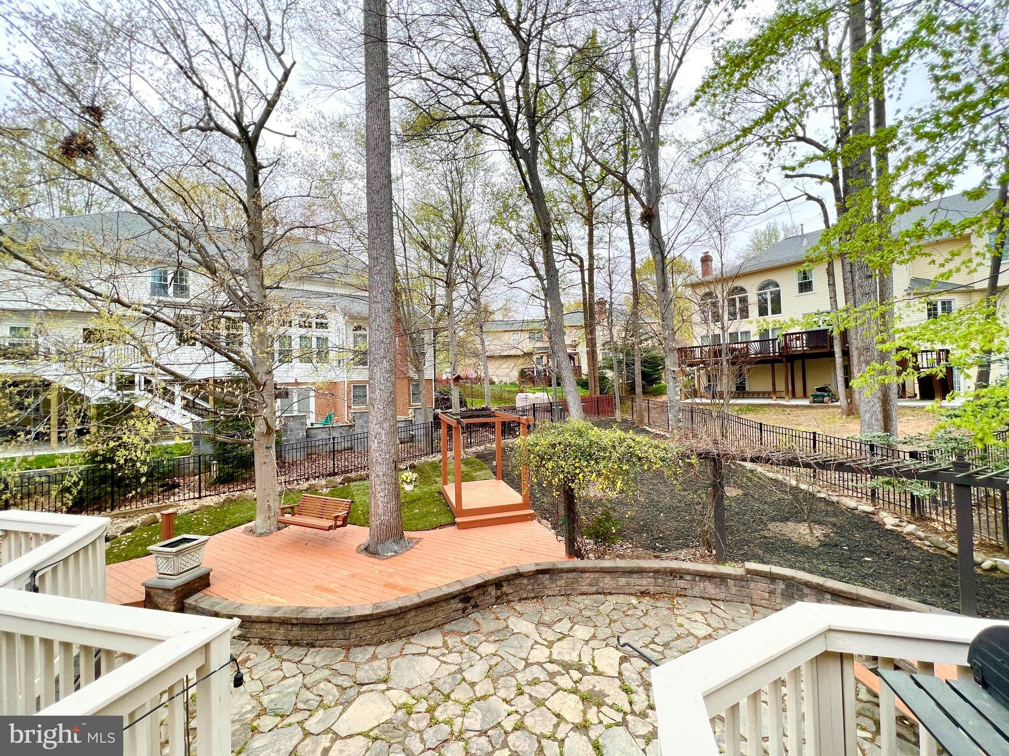 BARRINGTON - Residential