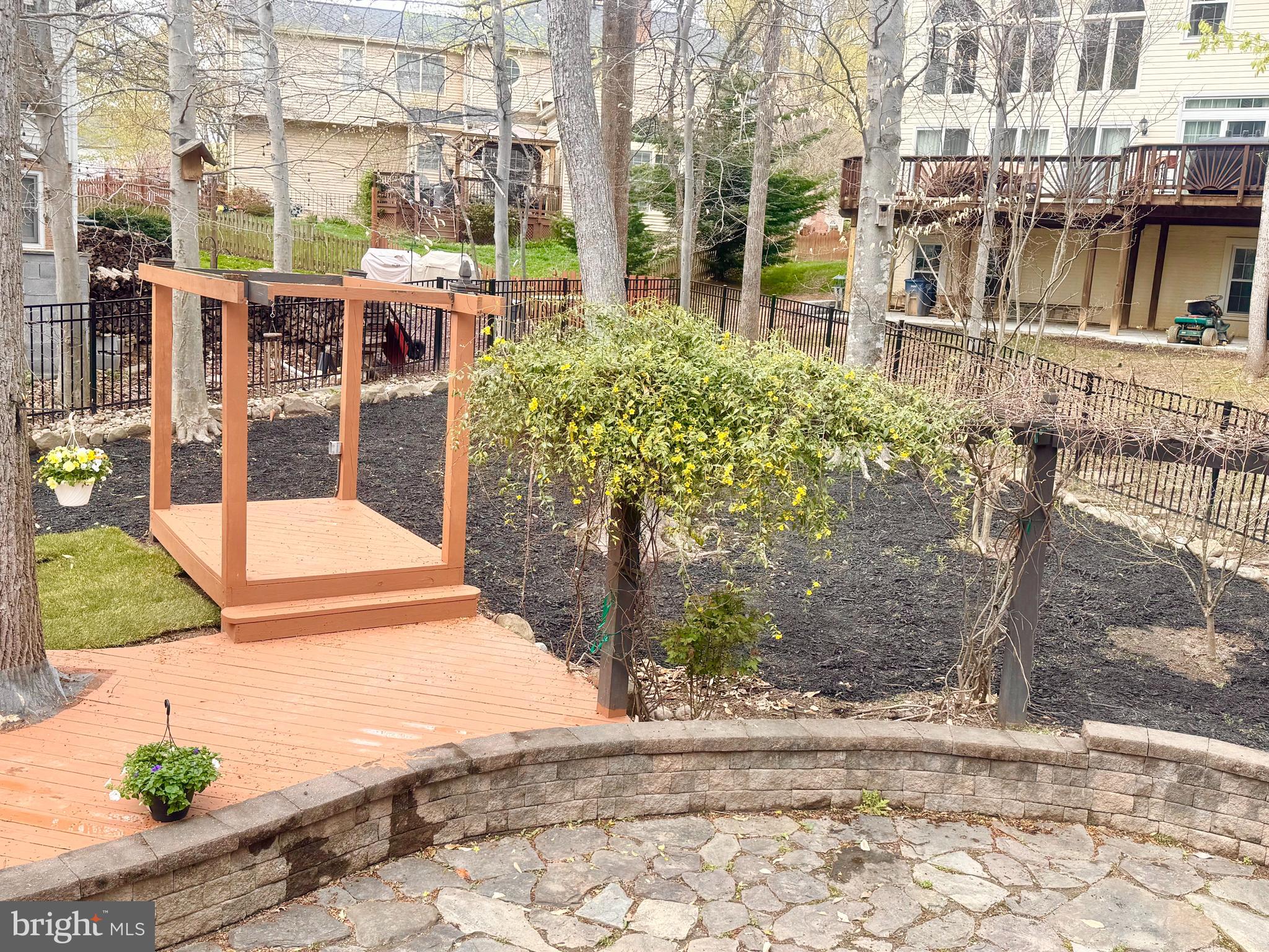 BARRINGTON - Residential