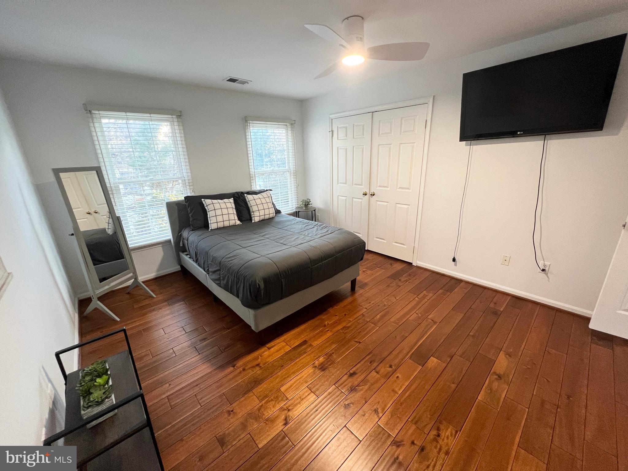 BARRINGTON - Residential