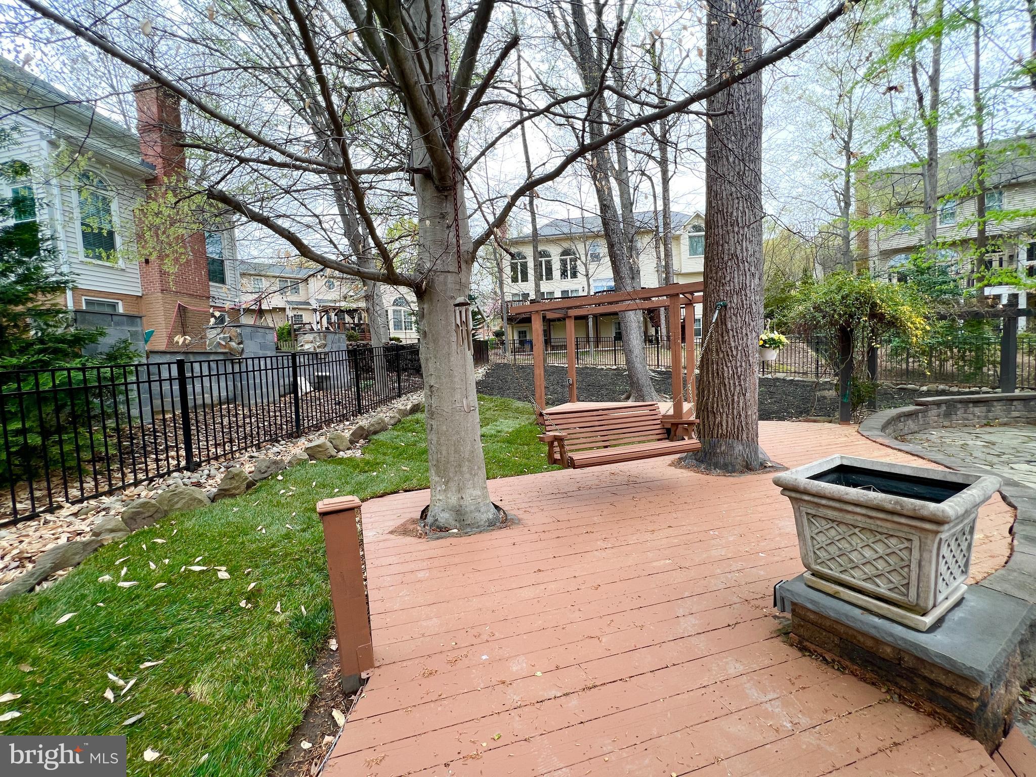 BARRINGTON - Residential