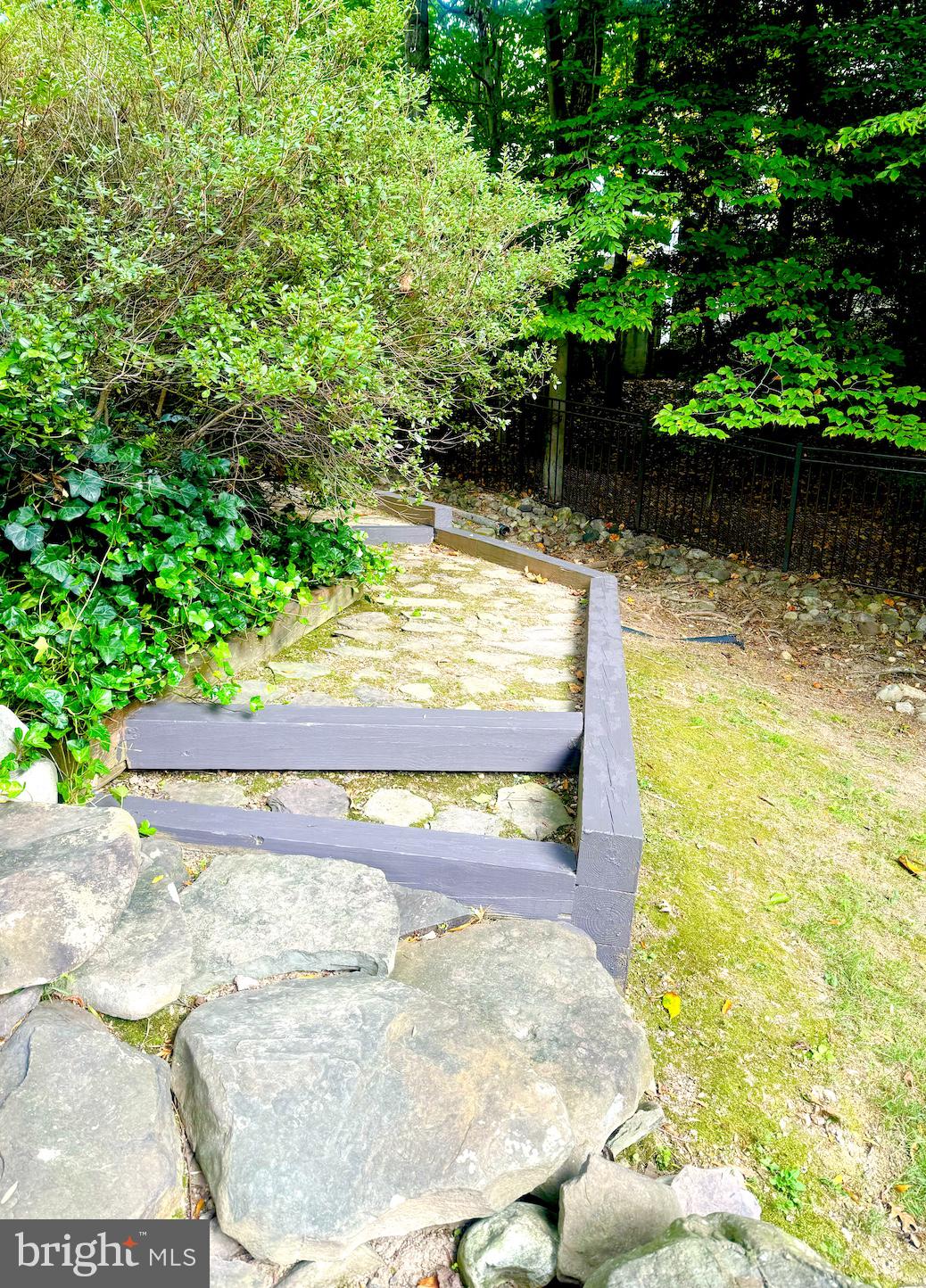 BARRINGTON - Residential