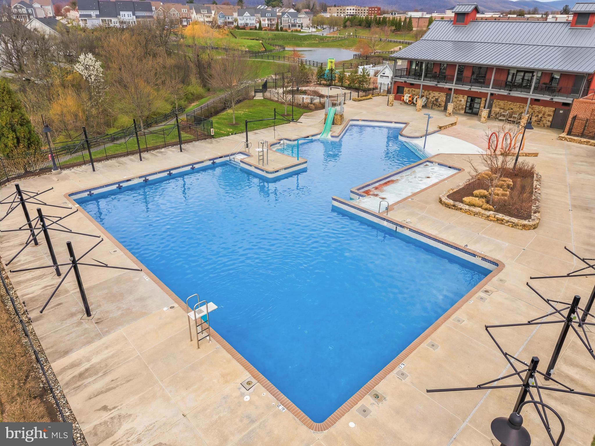 BRUNSWICK CROSSING - Residential