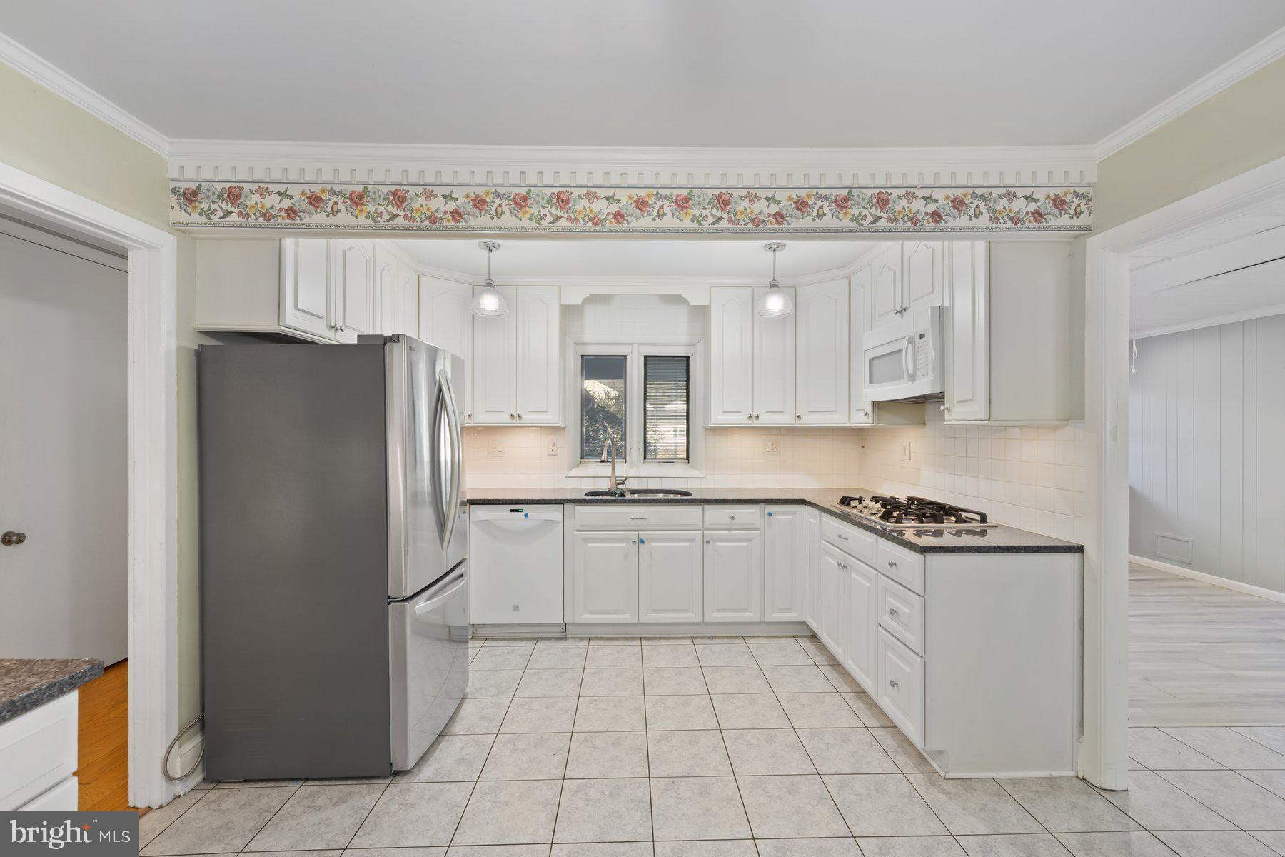 BUCKINGHAM AT BELAIR - Residential