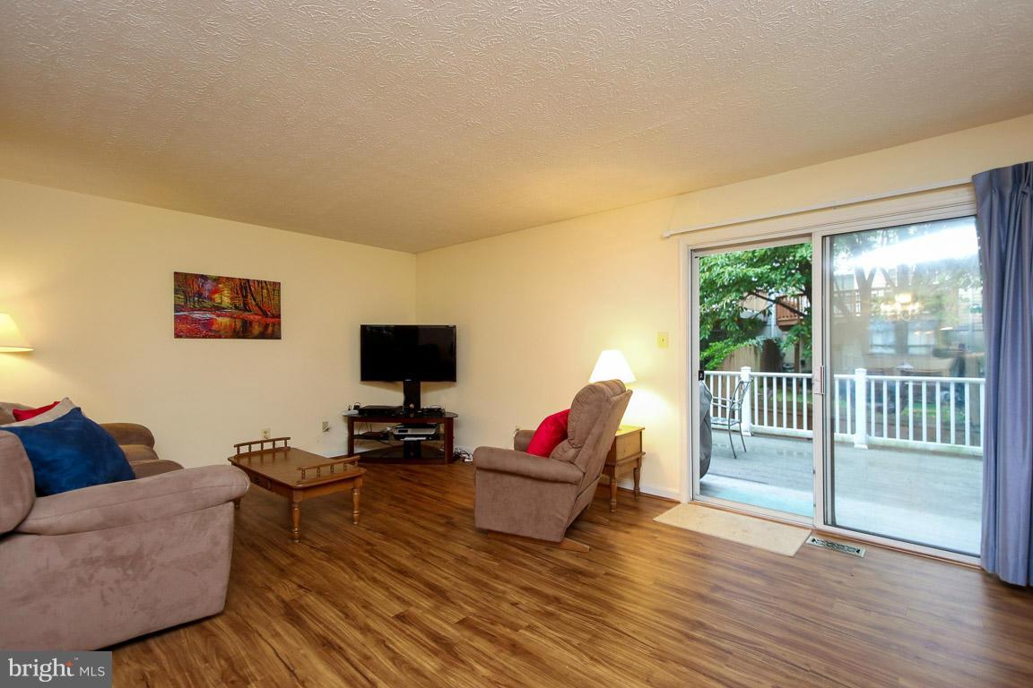 OAKHURST - Residential