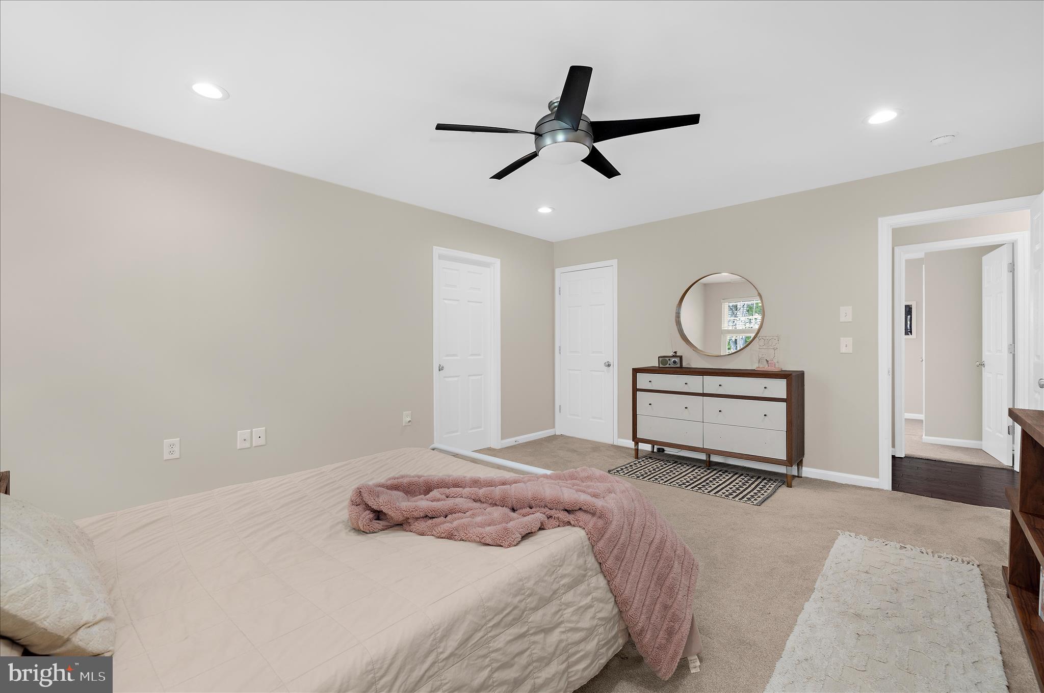 MALLARD RUN - Residential