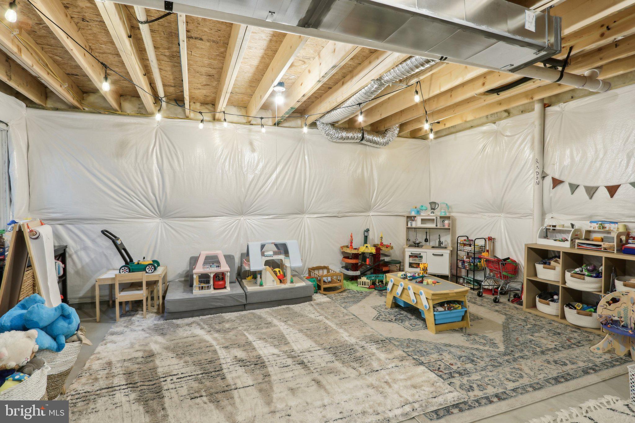 CHESTNUT RIDGE - Residential