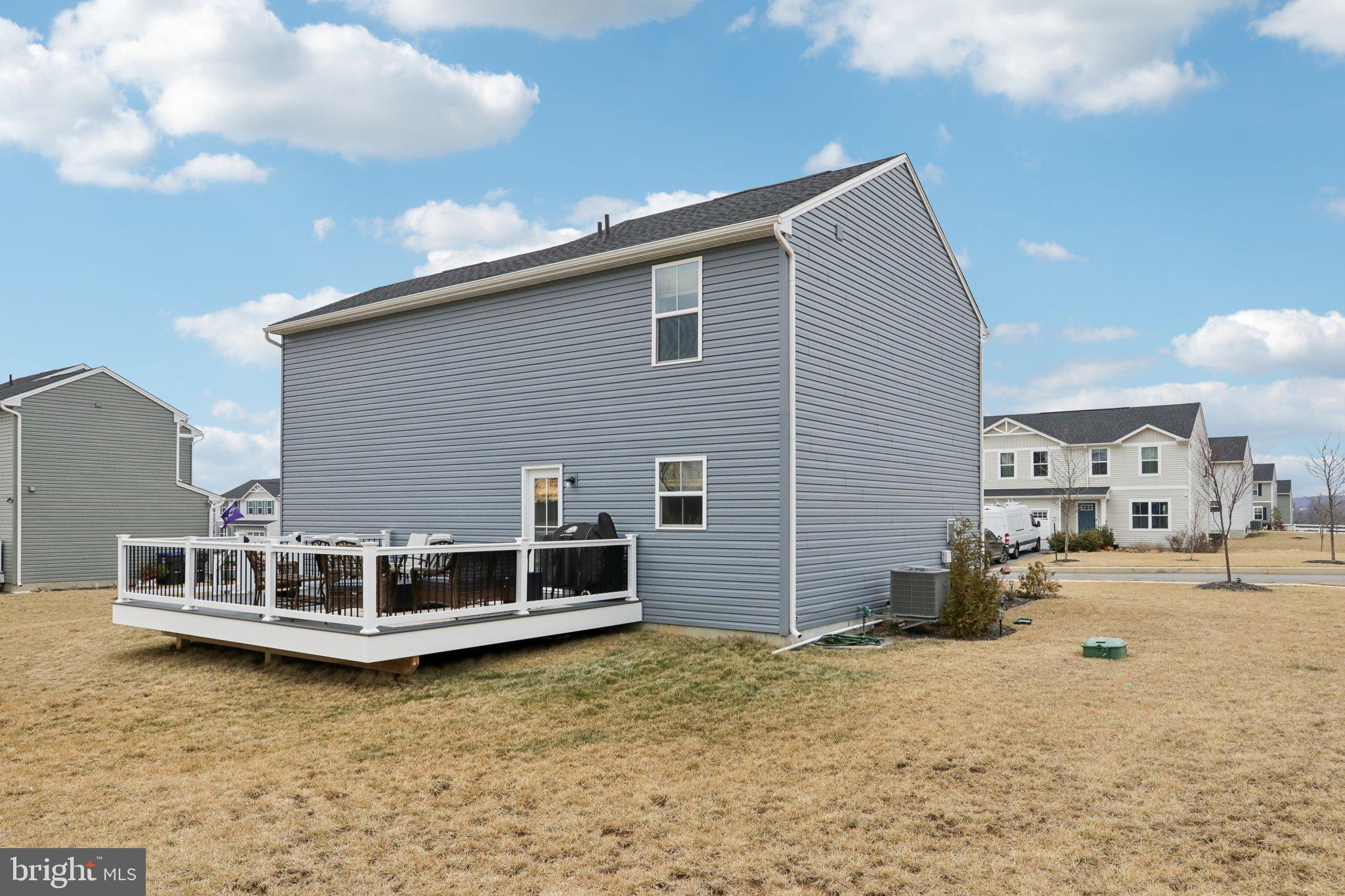 CHESTNUT RIDGE - Residential