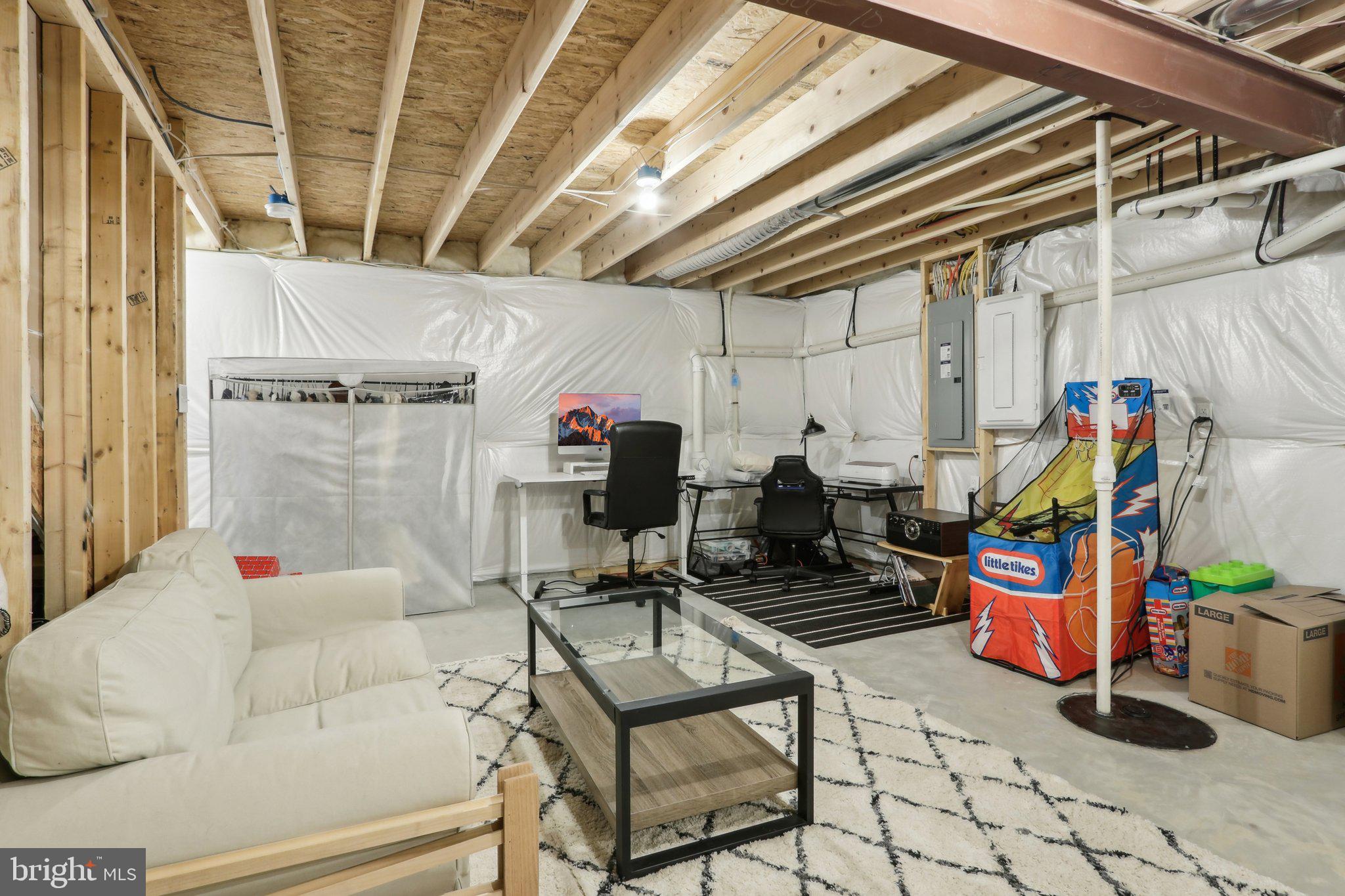 CHESTNUT RIDGE - Residential