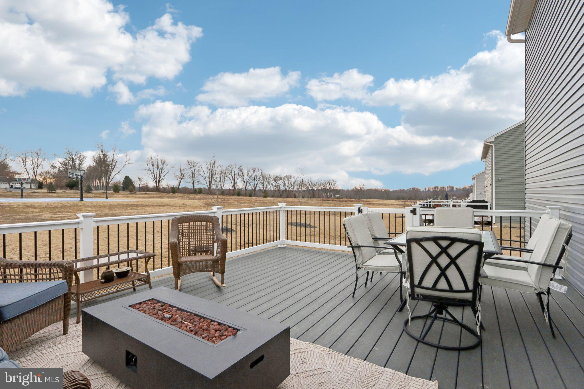 CHESTNUT RIDGE - Residential