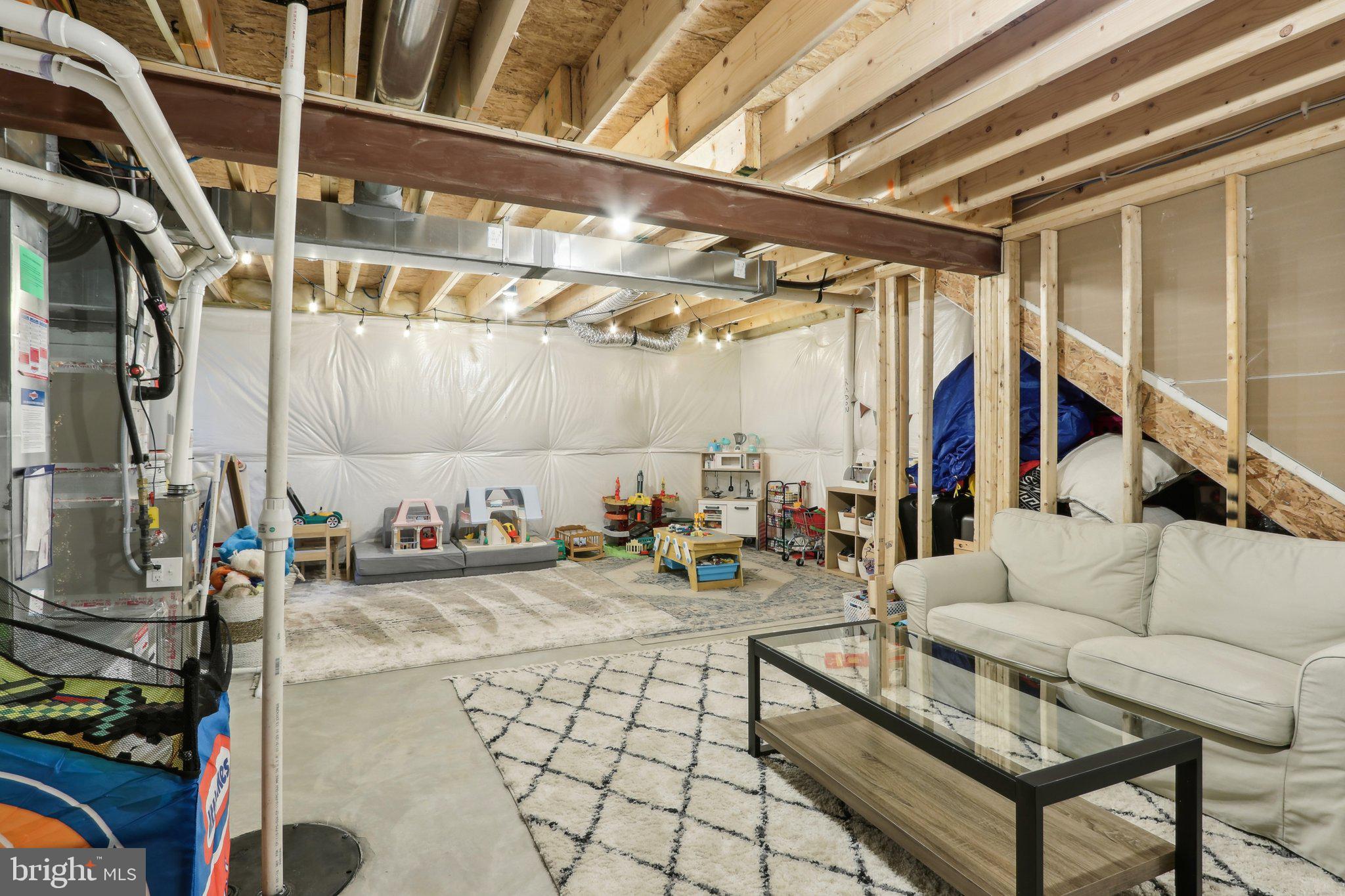 CHESTNUT RIDGE - Residential