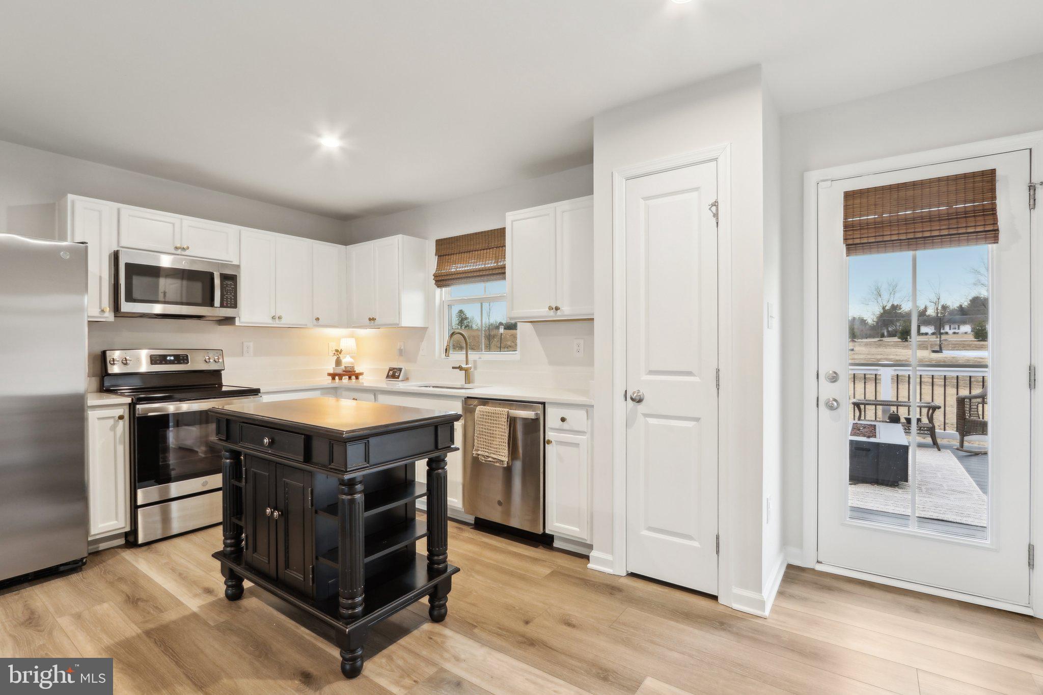 CHESTNUT RIDGE - Residential