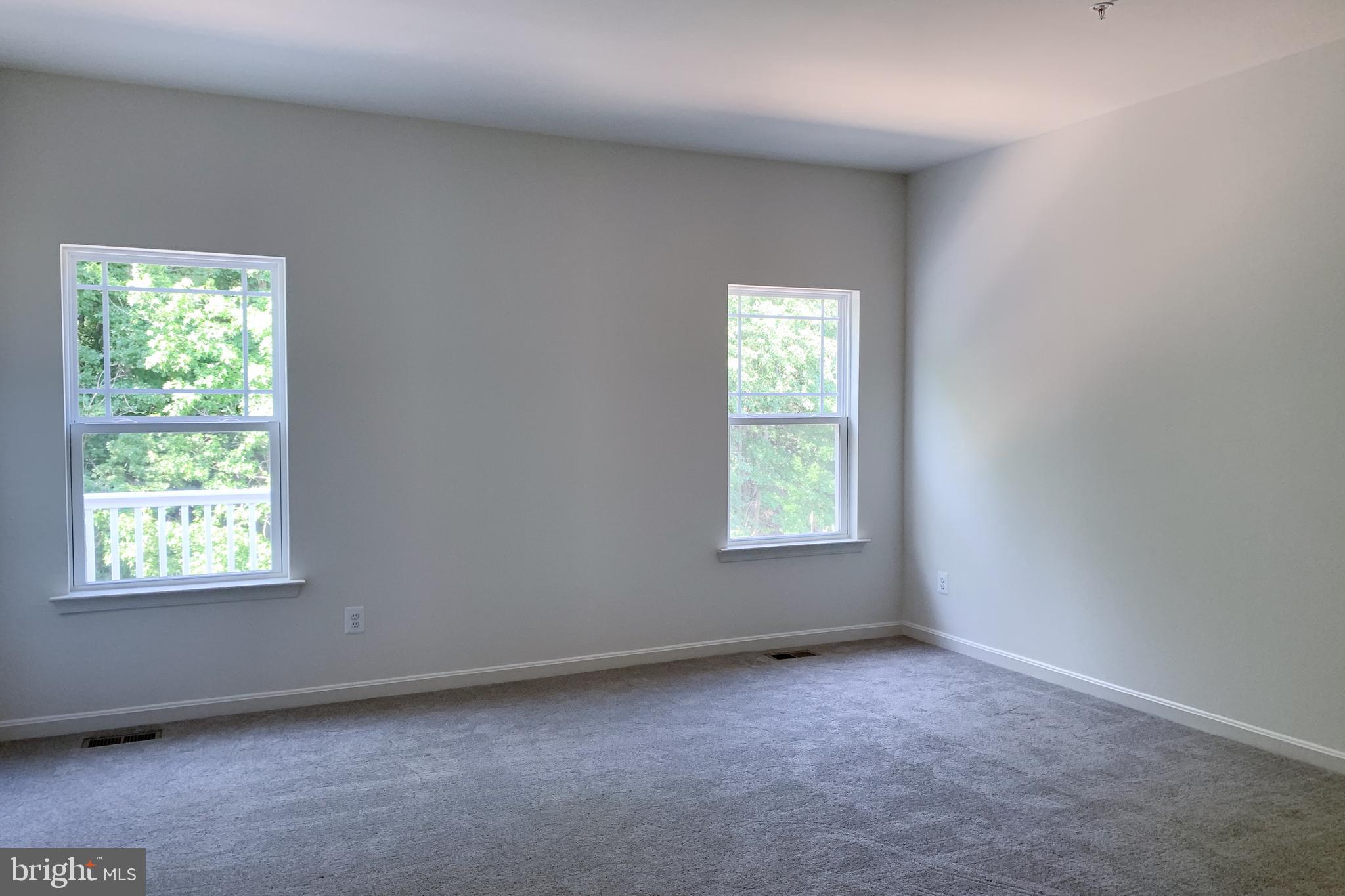 RICHMOND HILLS - Residential