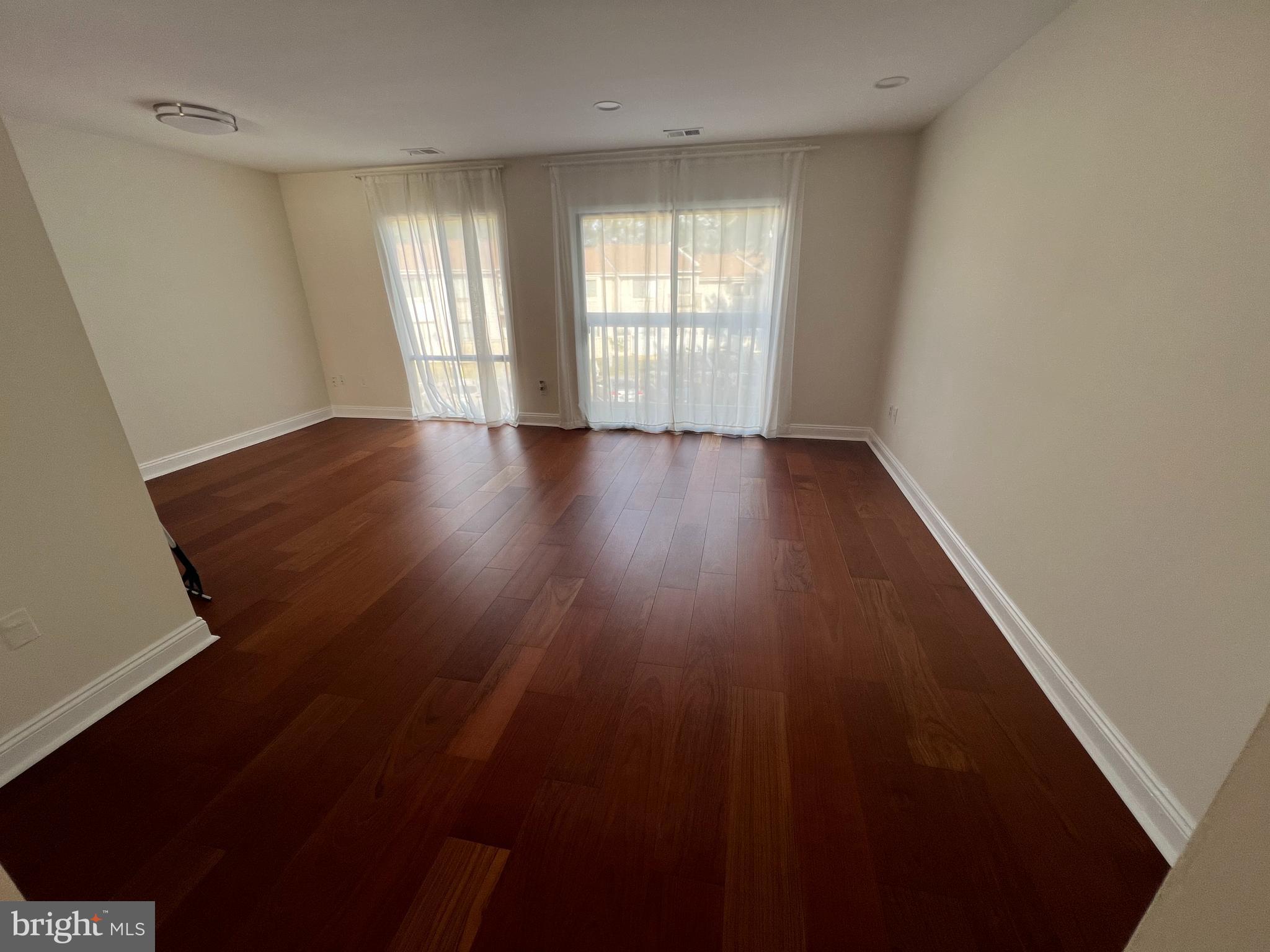 ELYSIAN WOODS - Residential