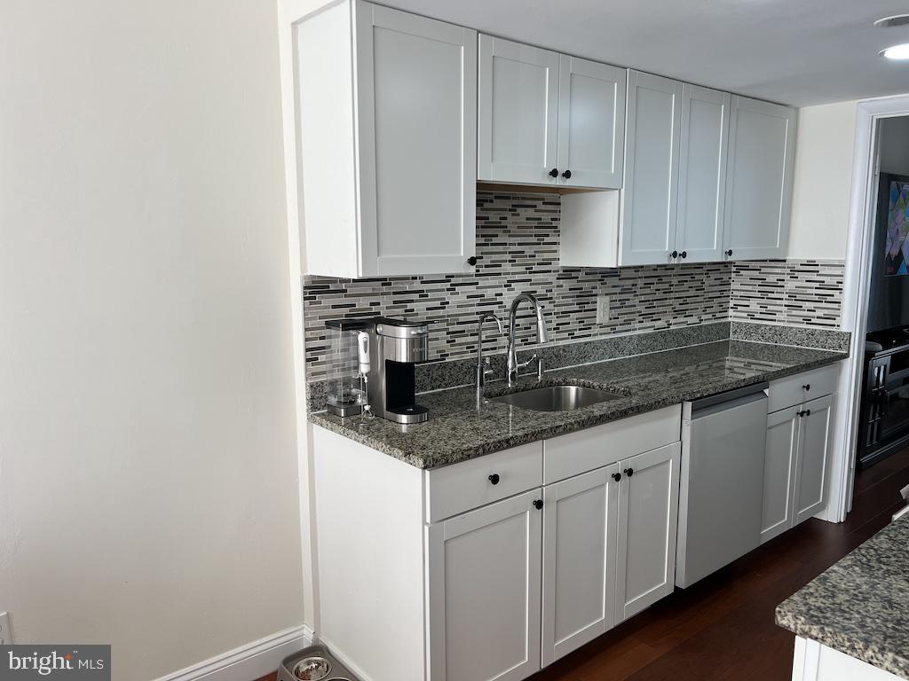 ELYSIAN WOODS - Residential