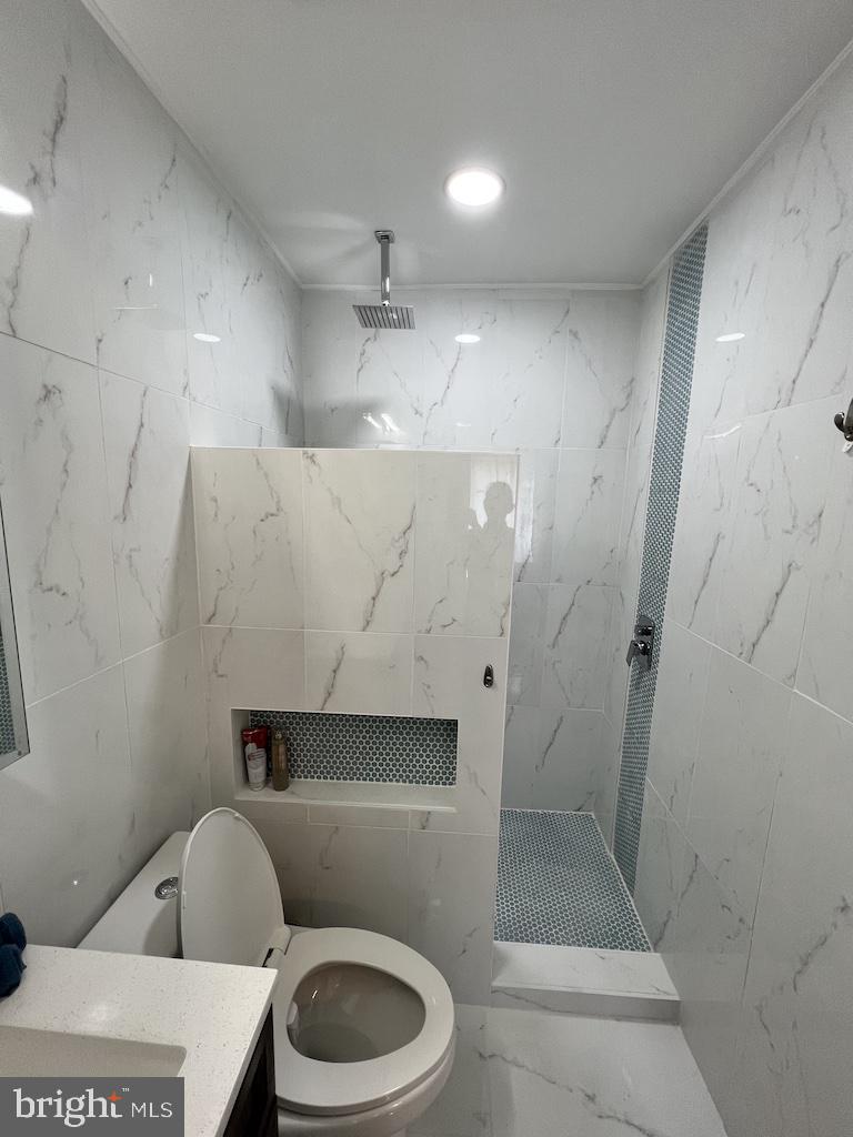 ELYSIAN WOODS - Residential