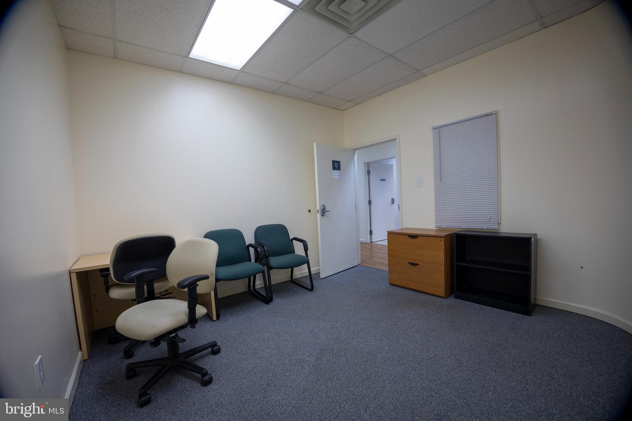 FEASTERVILLE - Commercial Lease
