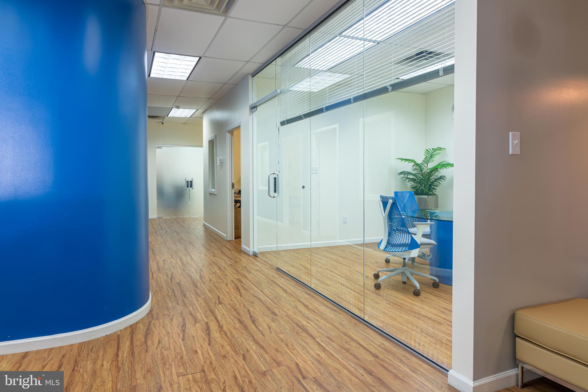 FEASTERVILLE - Commercial Lease