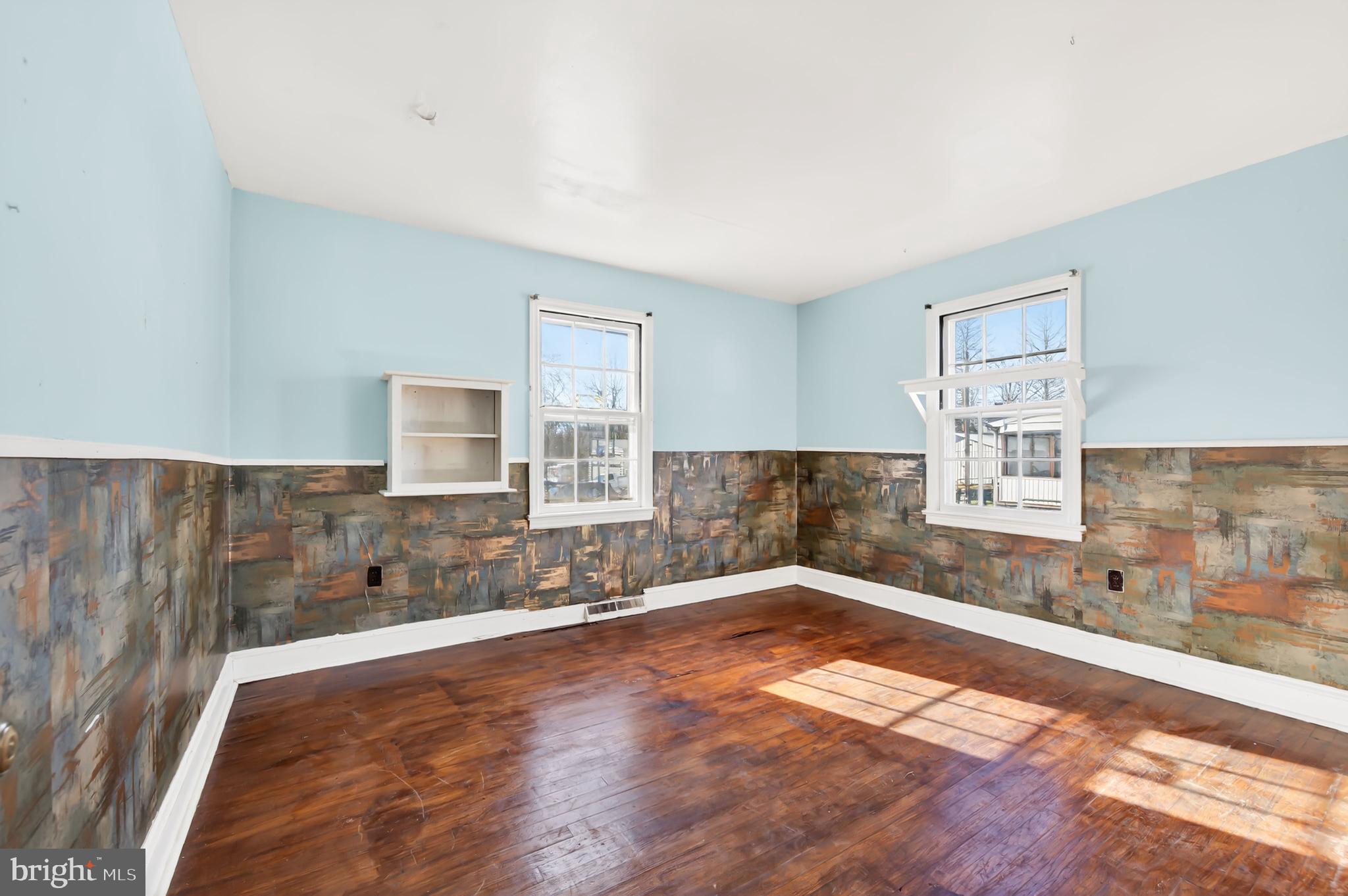 MILLINGTON - Residential