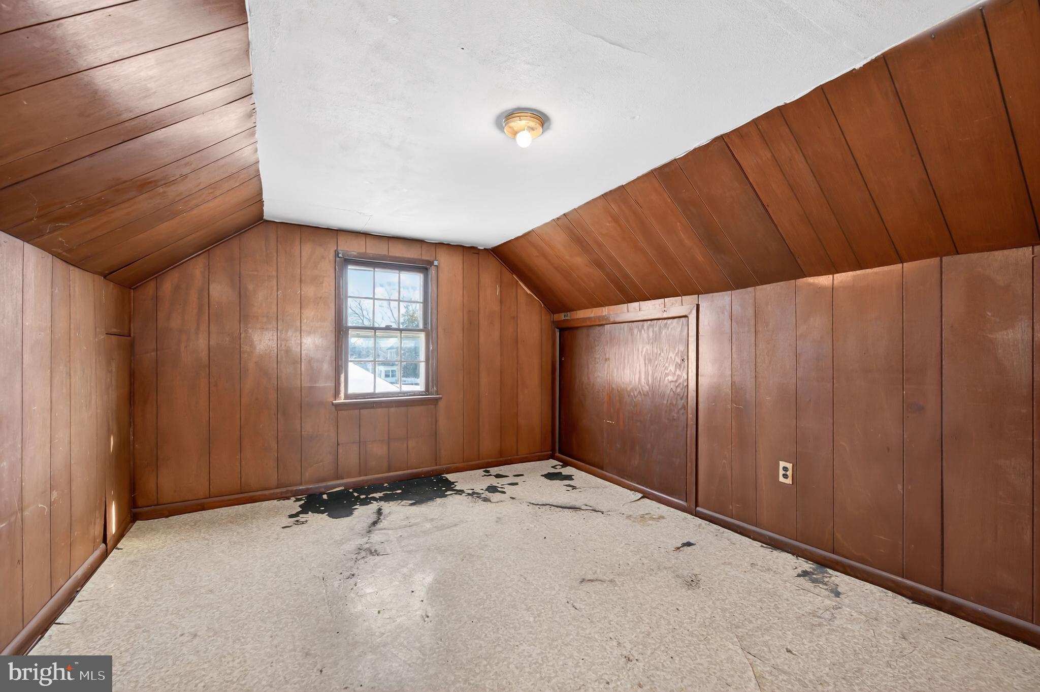 MILLINGTON - Residential