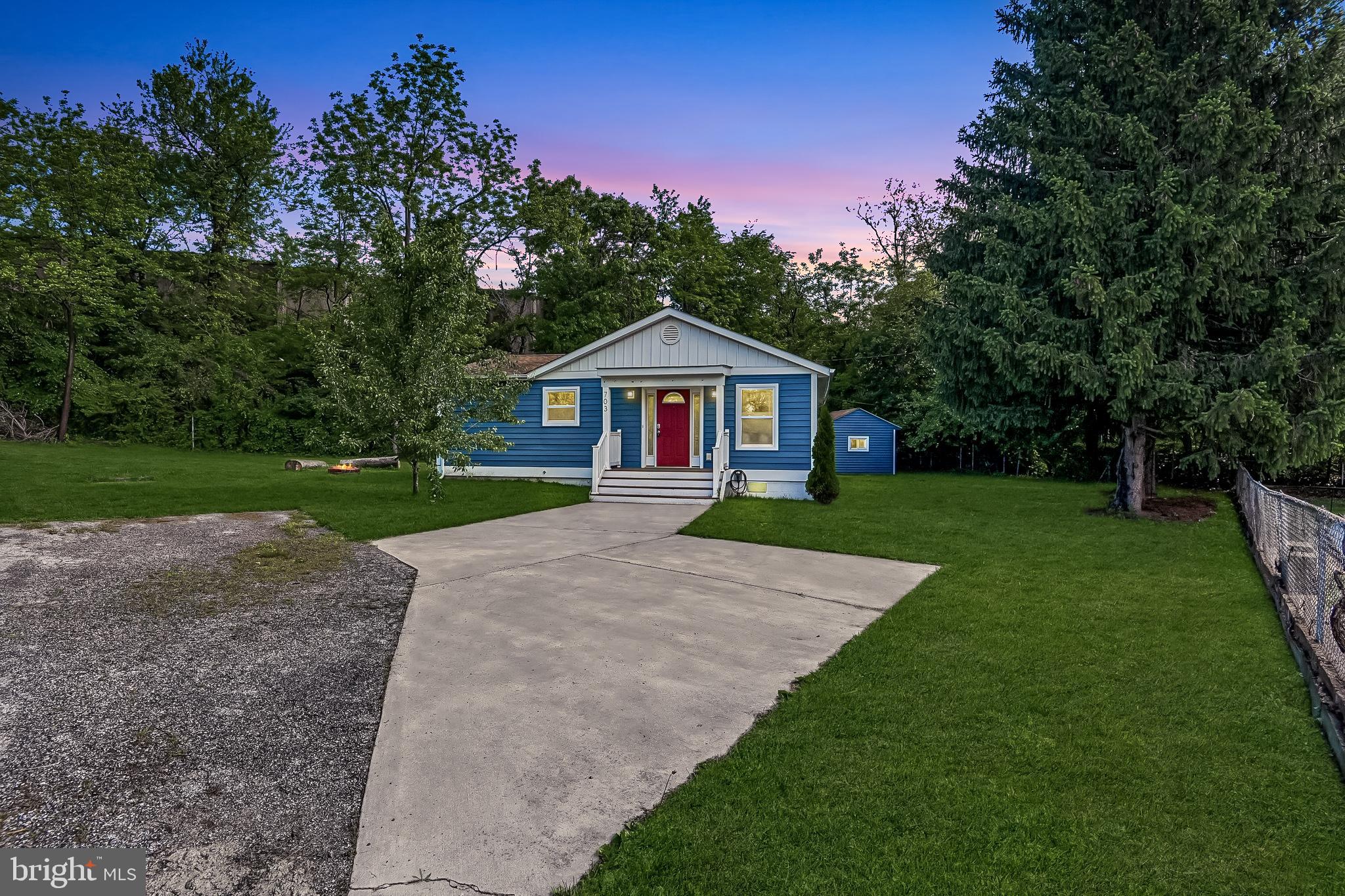 703 CEDAR AVENUE