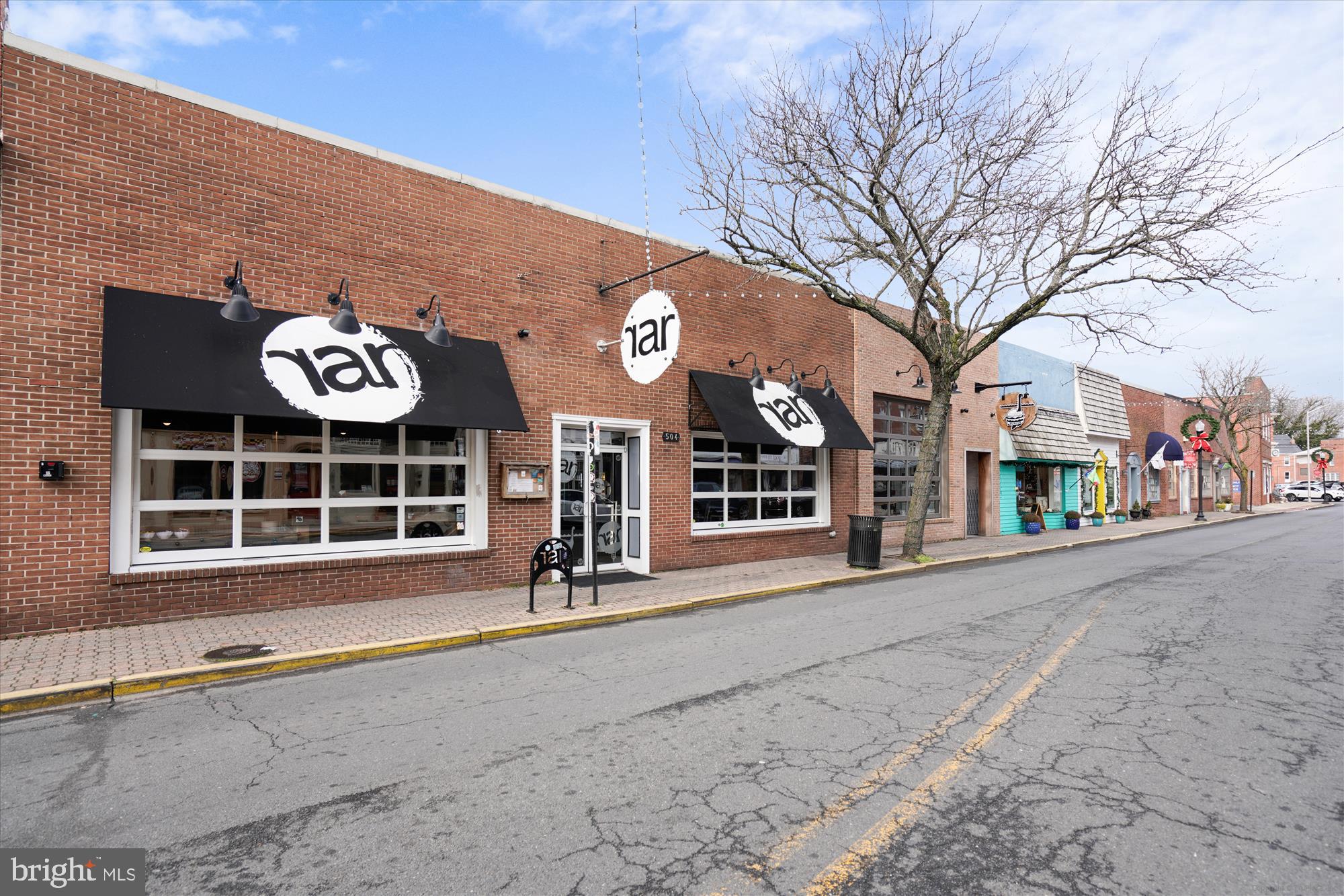 DEEP HARBOUR - Residential