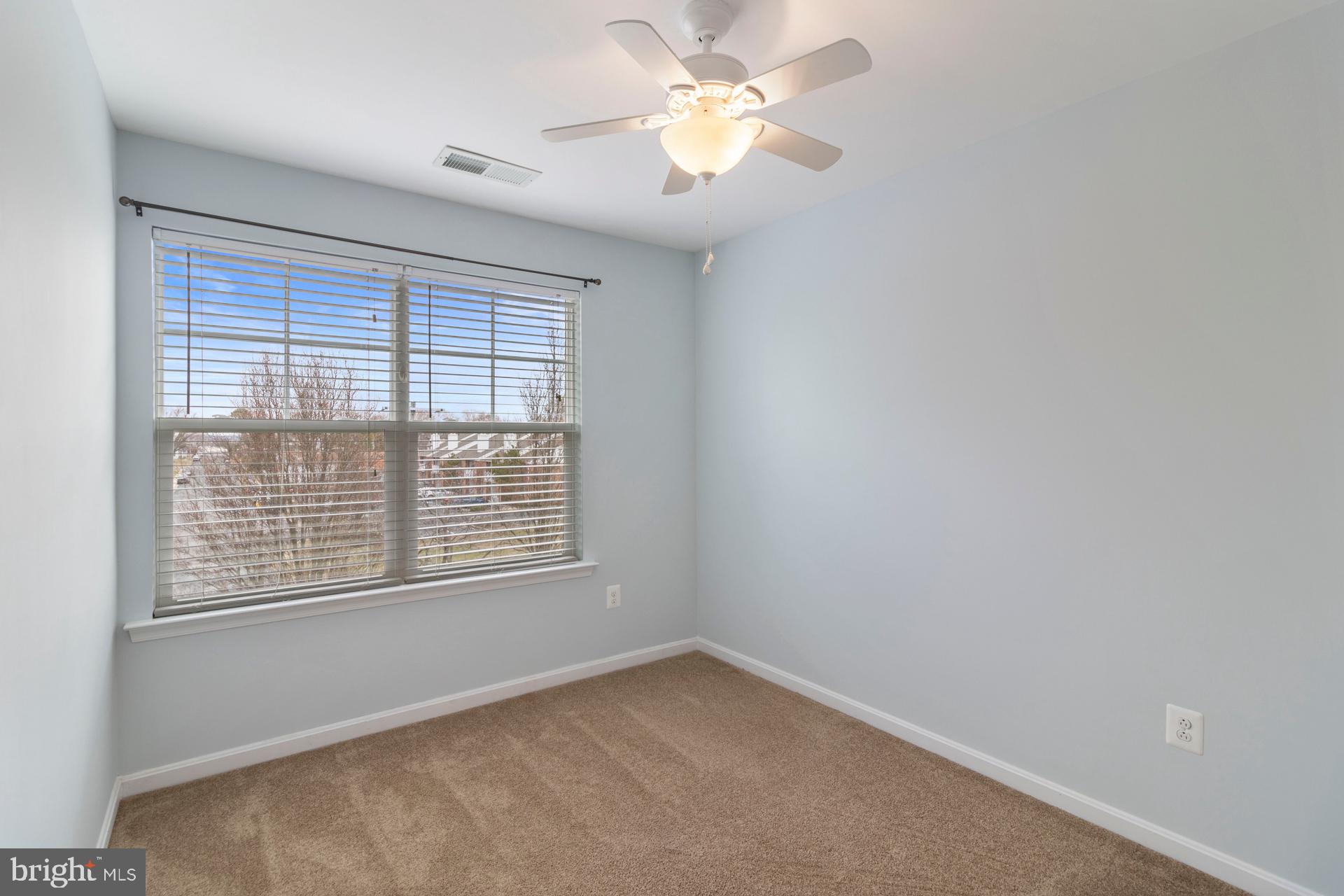 DEEP HARBOUR - Residential