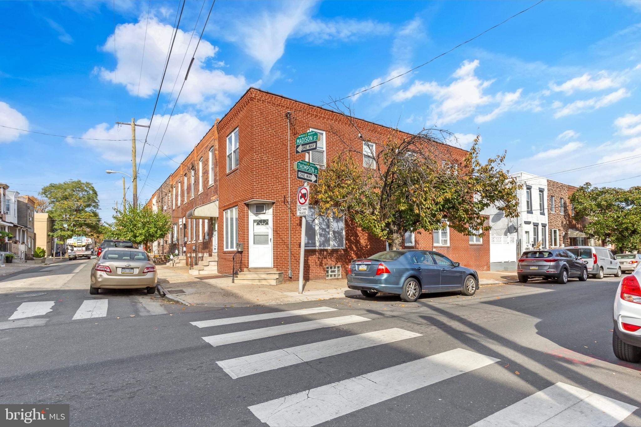 PORT RICHMOND - Residential Lease