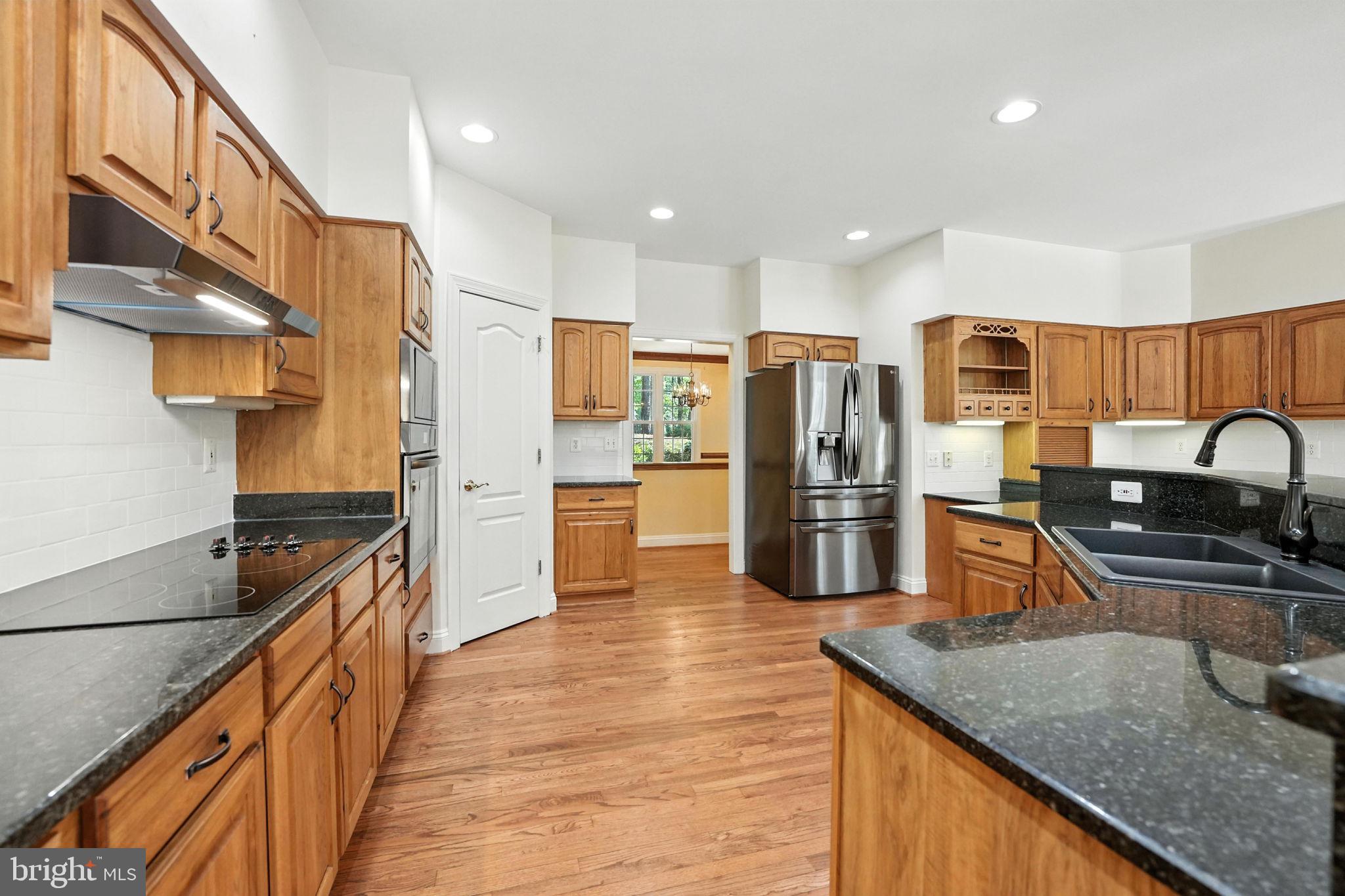 11606 STONEWALL JACKSON DRIVE
