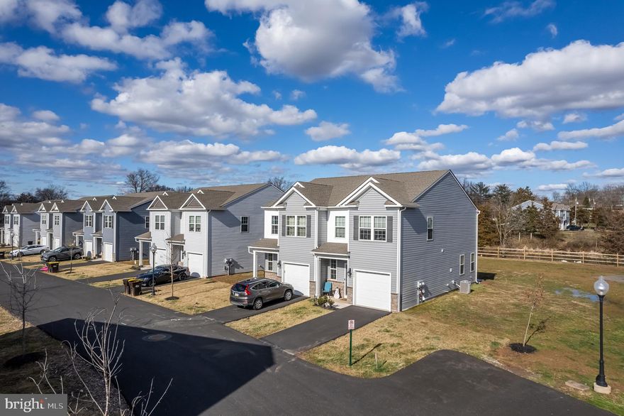 Better than new one year old twin in the Still Waters Community, 3 BRs, 2.5 Baths, spacious open floor plan, one car garage, beautiful SS appliances in eat-in kitchen with quartz counters and large pantry  opens to a dining and living room,  perfect for entertaining,  the second floor features 3 bedrooms with the main bedroom having a main bath with double vanities and walk in closet, there is a second floor laundry and large hall bath, from the 10' x 15' patio off the living room the back yard overlooks a 3 acre pond, it is conveniently located near schools, shopping, restaurants and easy commuting major highways,  the HOA includes lawn, snow and trash p/u.