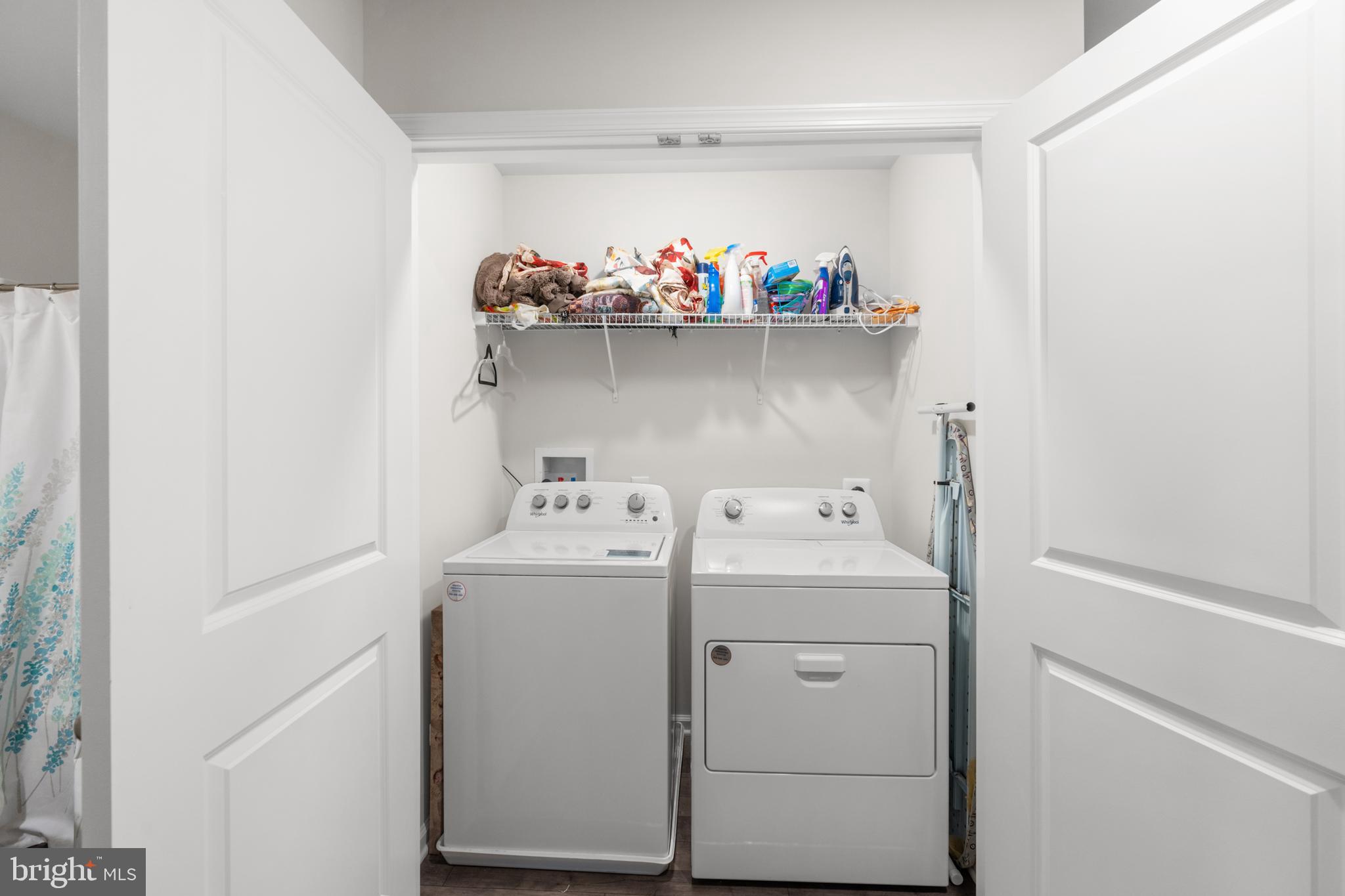 STILL WATERS - Residential