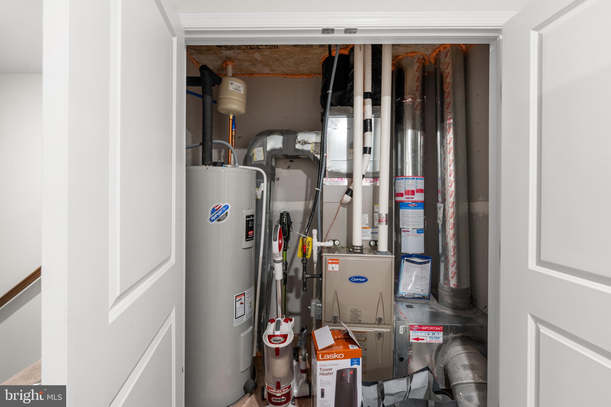 STILL WATERS - Residential