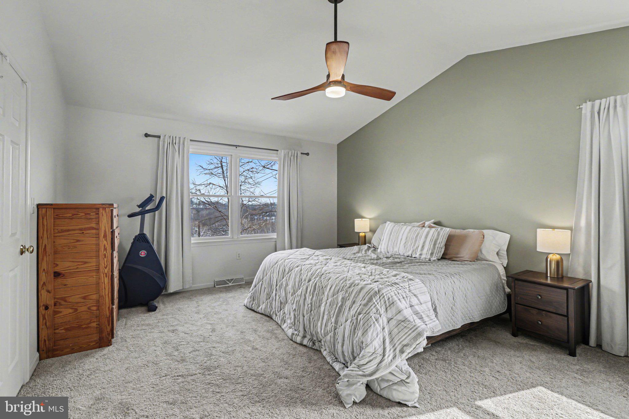 HICKORY RIDGE - Residential