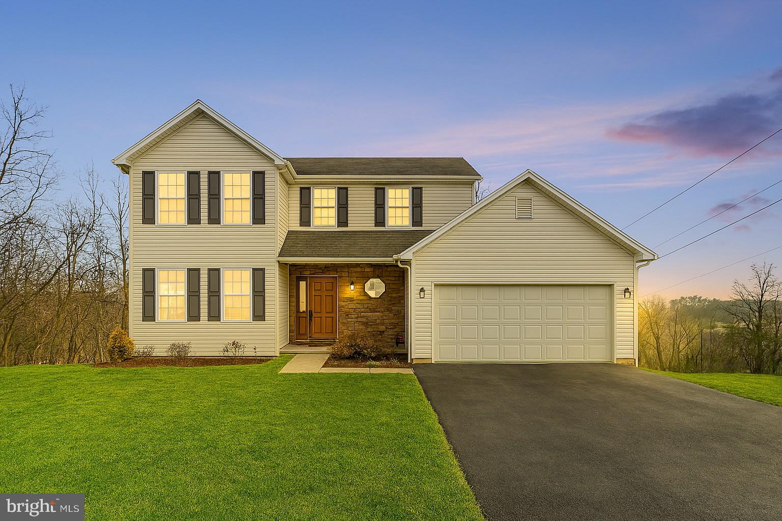 HICKORY RIDGE - Residential