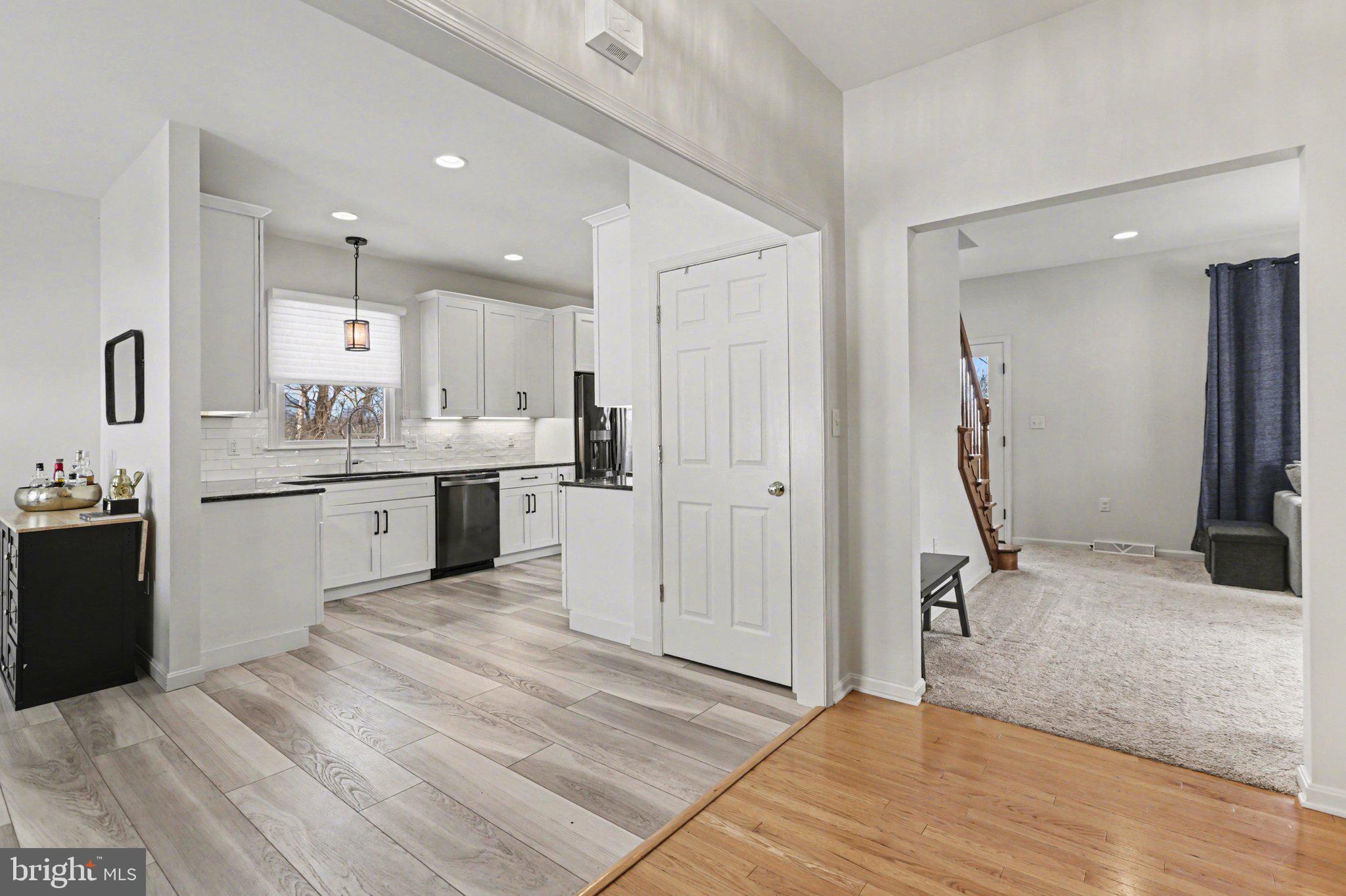 HICKORY RIDGE - Residential