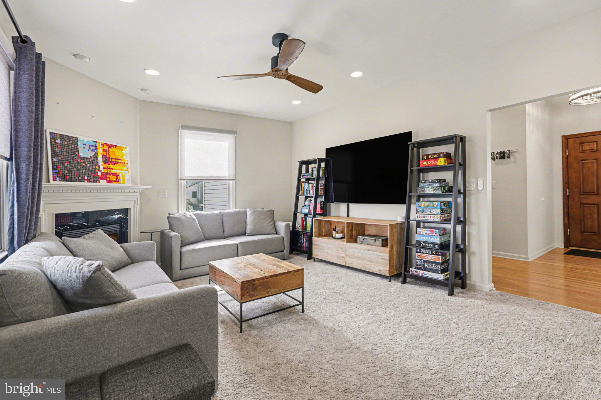 HICKORY RIDGE - Residential