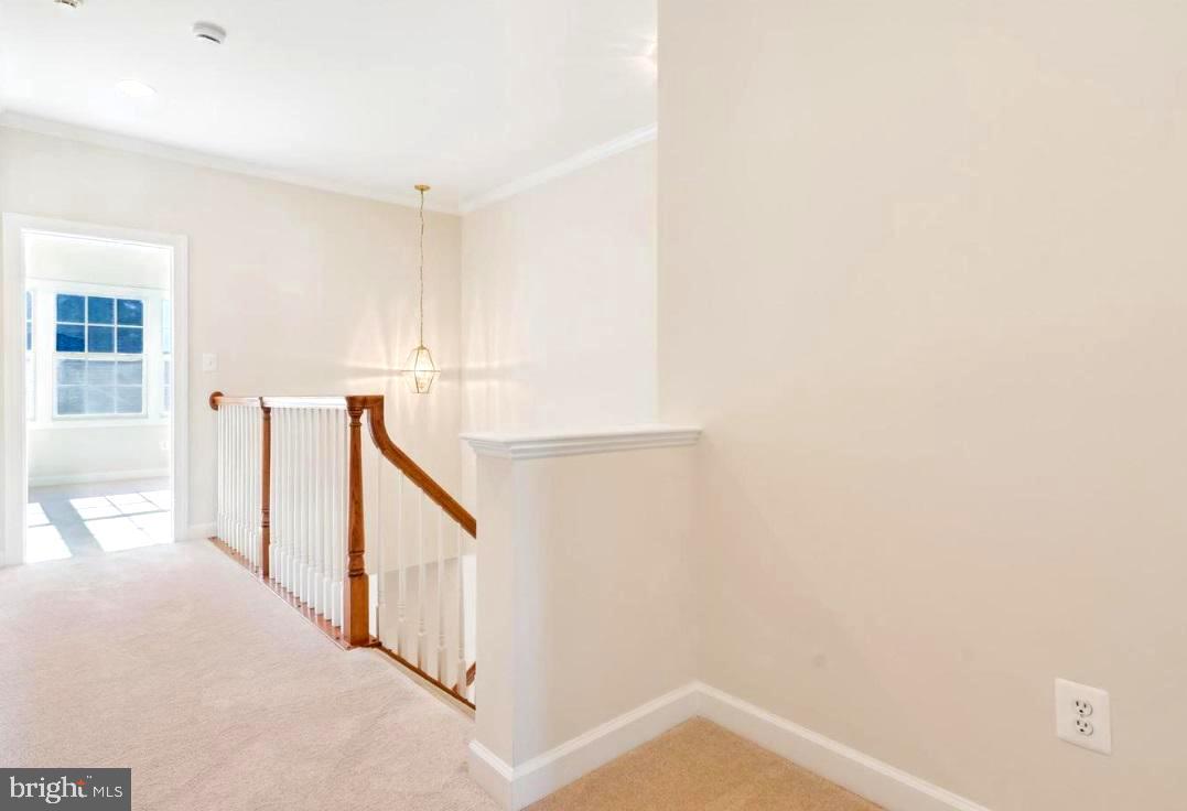 PW COUNTY CENTER LANDBAY - Residential Lease