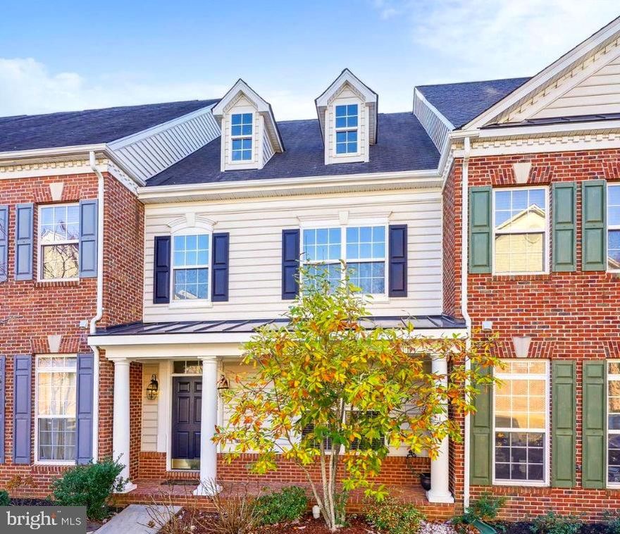 Freshly painted 3 bed, 2.5 bath town home with HUGE 2 car garage. First time rental. Covered front porch entry way. 9ft ceilings on both levels. Hardwood floors. New carpet and paint. Eat-in kitchen features granite counter tops, stainless steel appliances and floating island. Oversized bedrooms larger than your average town home. Bedrooms feature vaulted ceilings and lots of natural light. Primary suite features large walk-in closet, en-suite bath with dual sinks and vaulted ceilings.  Laundry is conveniently located upstairs on the bedroom level. Community amenities include tennis courts, club house, swimming pool and tot lot. Newer, energy efficient HVAC system.