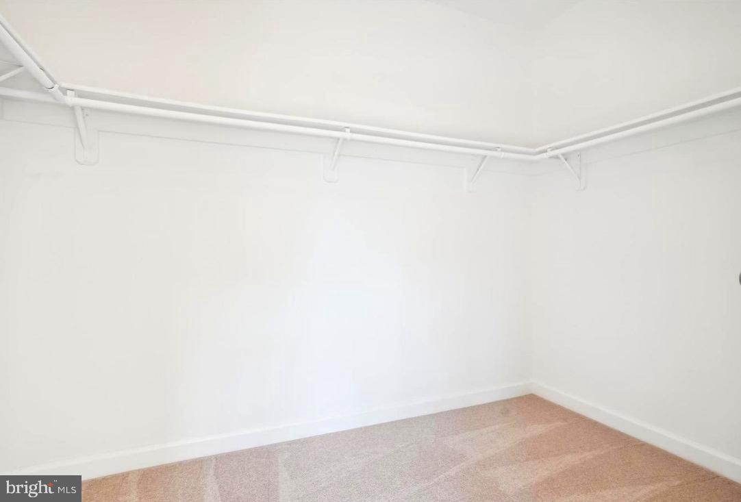 PW COUNTY CENTER LANDBAY - Residential Lease