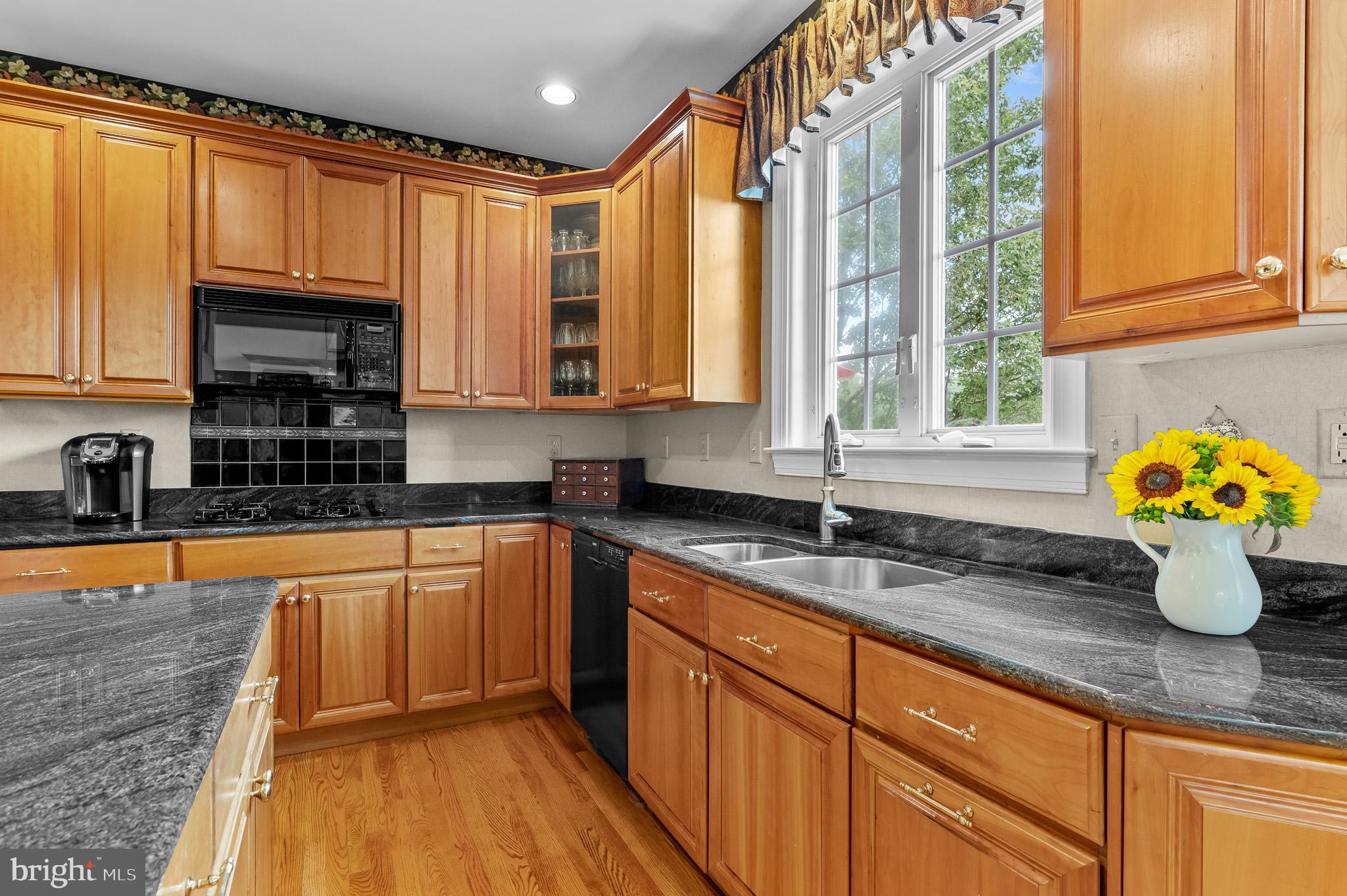 TWIN BRIDGES AT LA - Residential