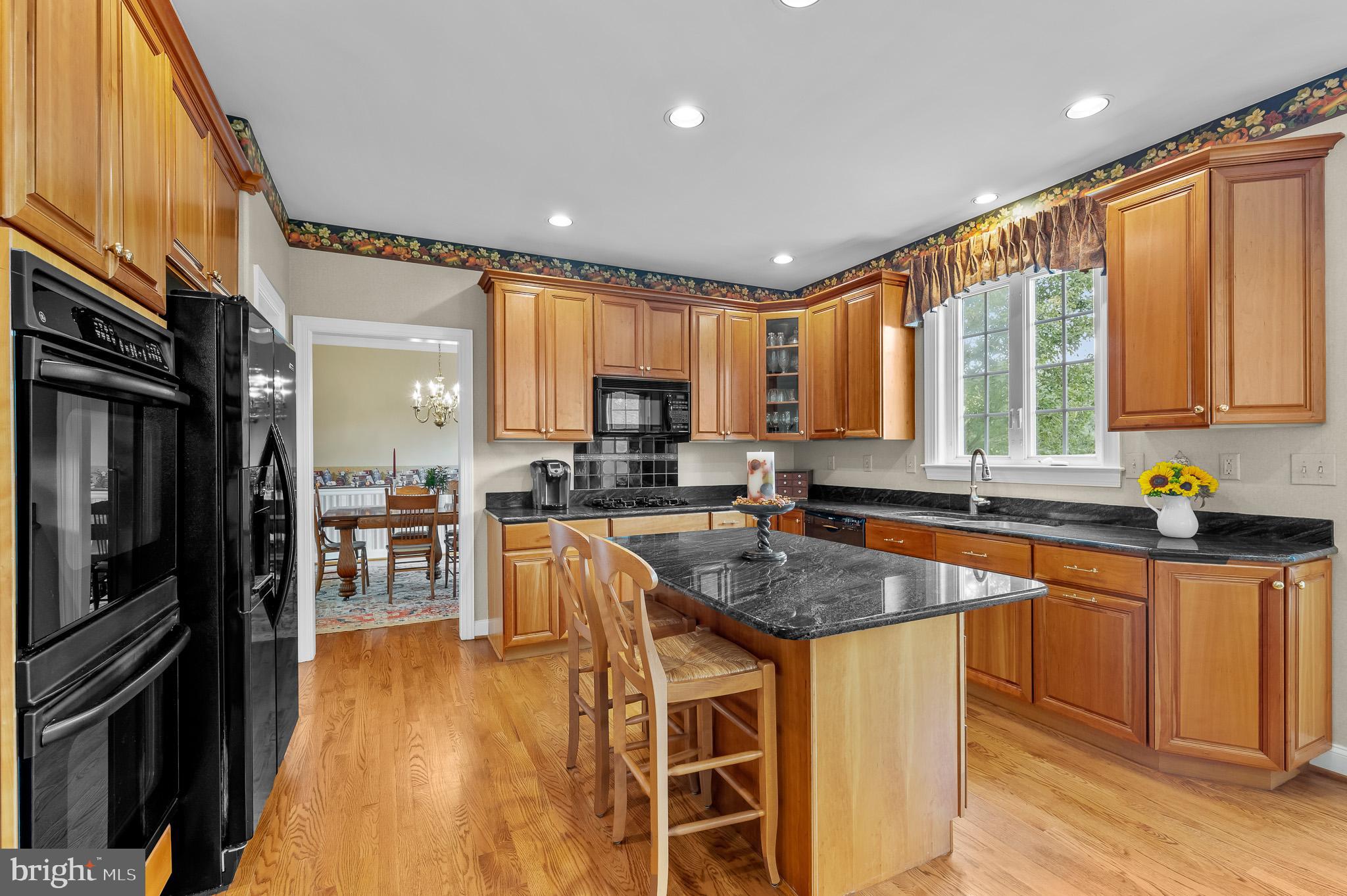 TWIN BRIDGES AT LA - Residential