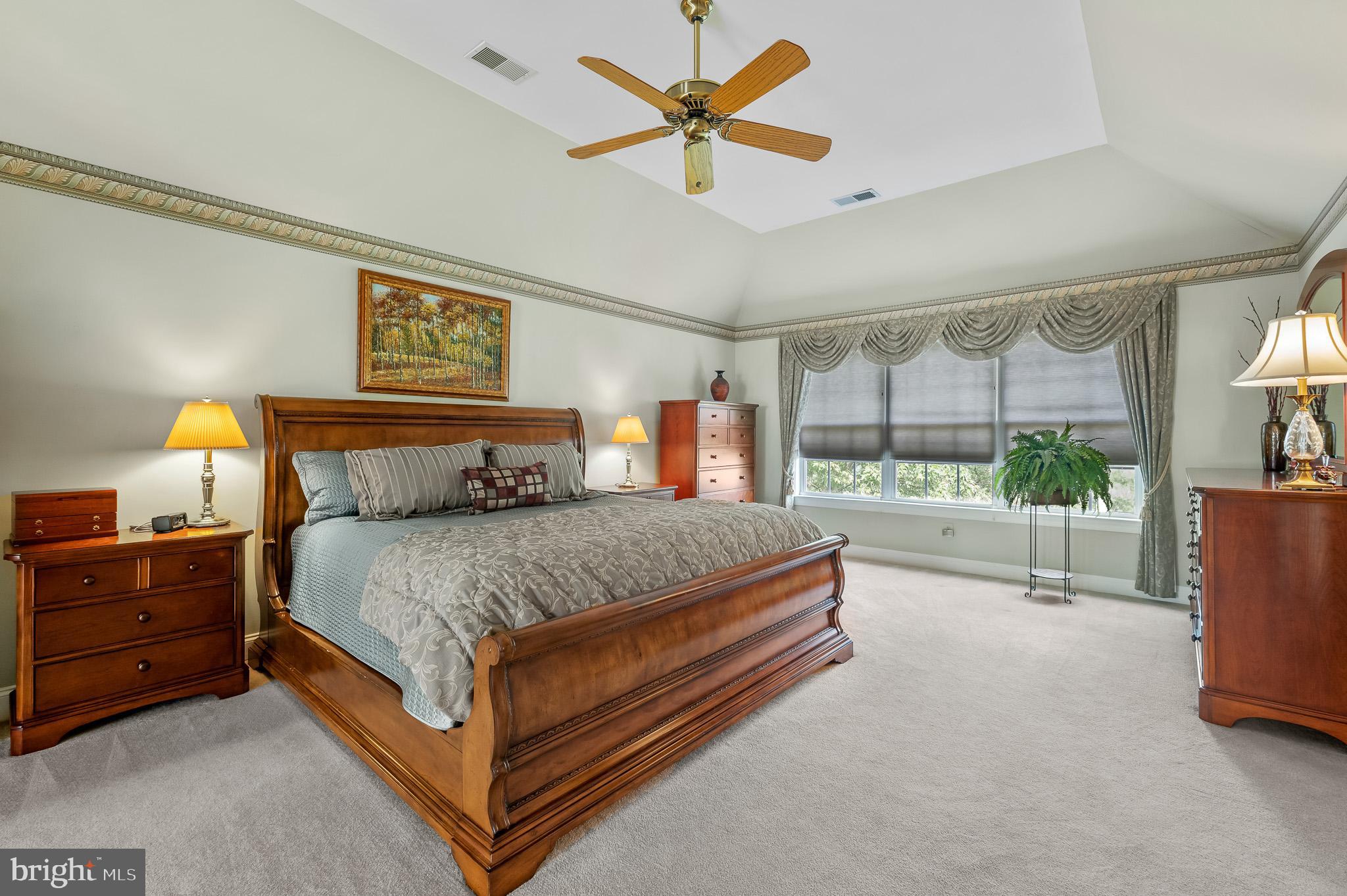 TWIN BRIDGES AT LA - Residential