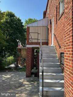 76 54TH STREET SE